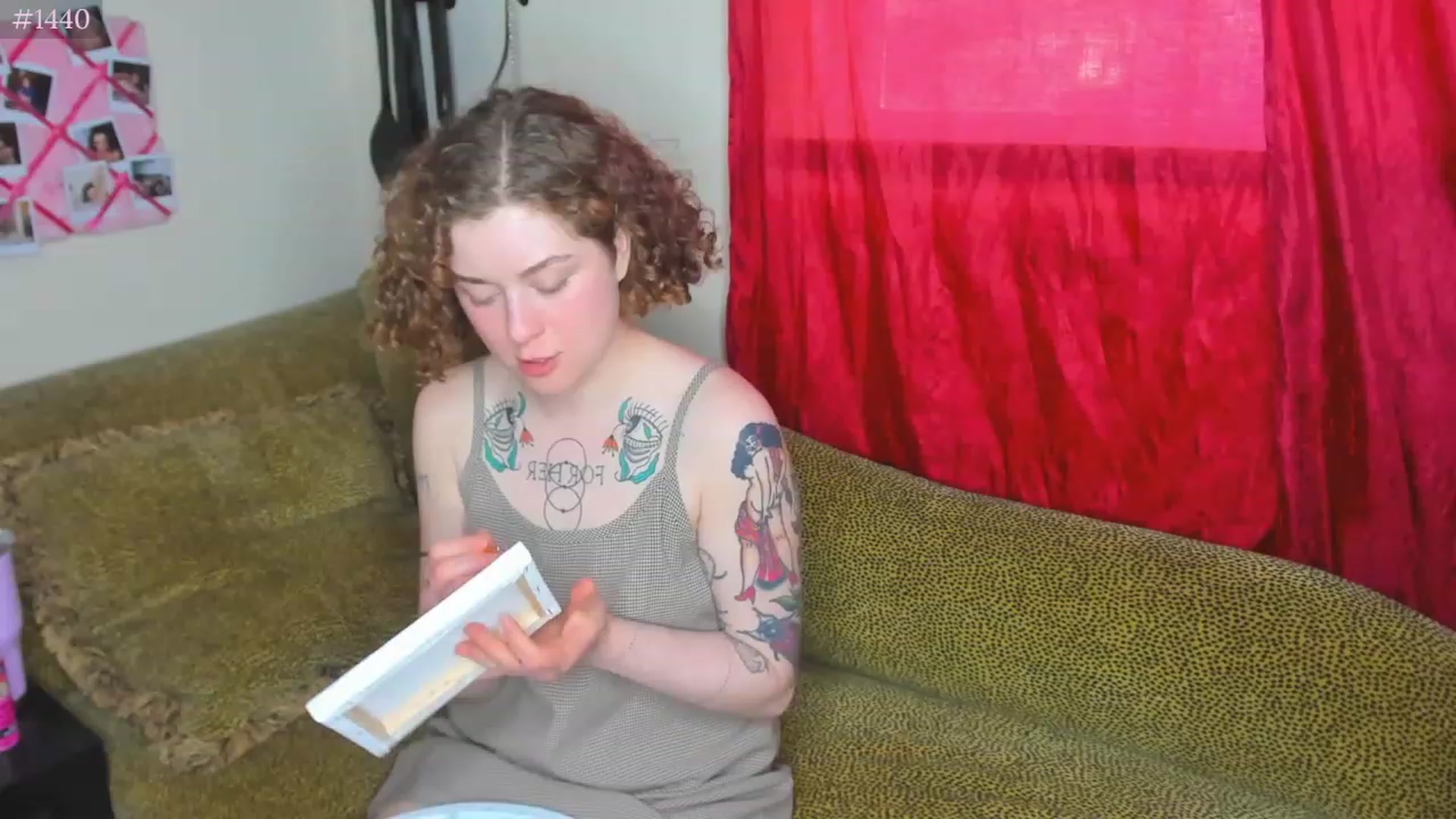 Gallery image thumbnail from PeachyQueen_'s myfreecams stream on, 03/24/2023, 18:49 image 15 of 20
