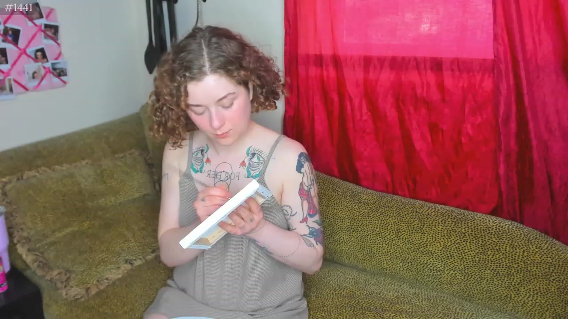 Gallery image thumbnail from PeachyQueen_'s myfreecams stream on, 03/24/2023, 18:49 image 16 of 20