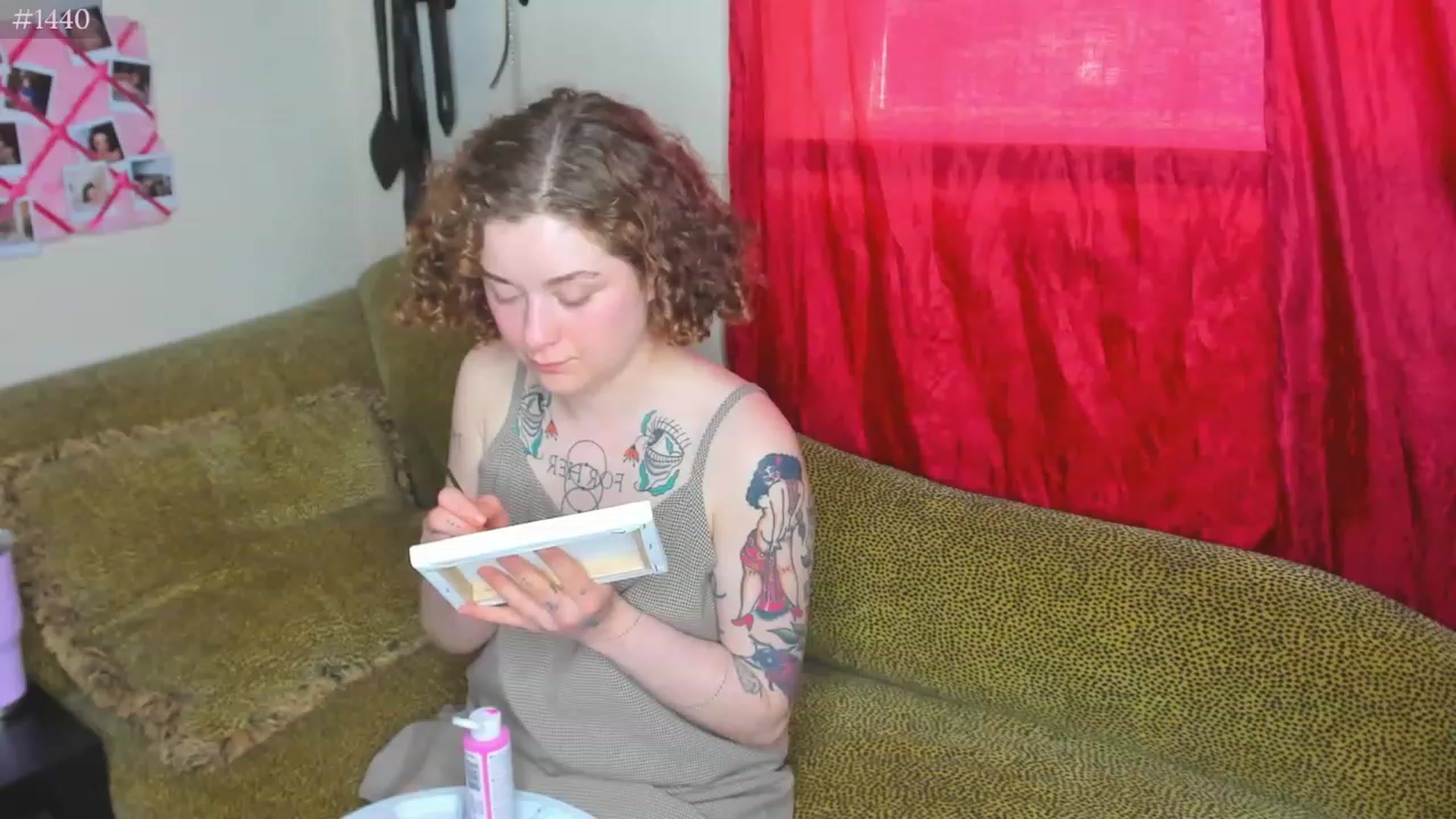 Gallery image thumbnail from PeachyQueen_'s myfreecams stream on, 03/24/2023, 18:49 image 13 of 20