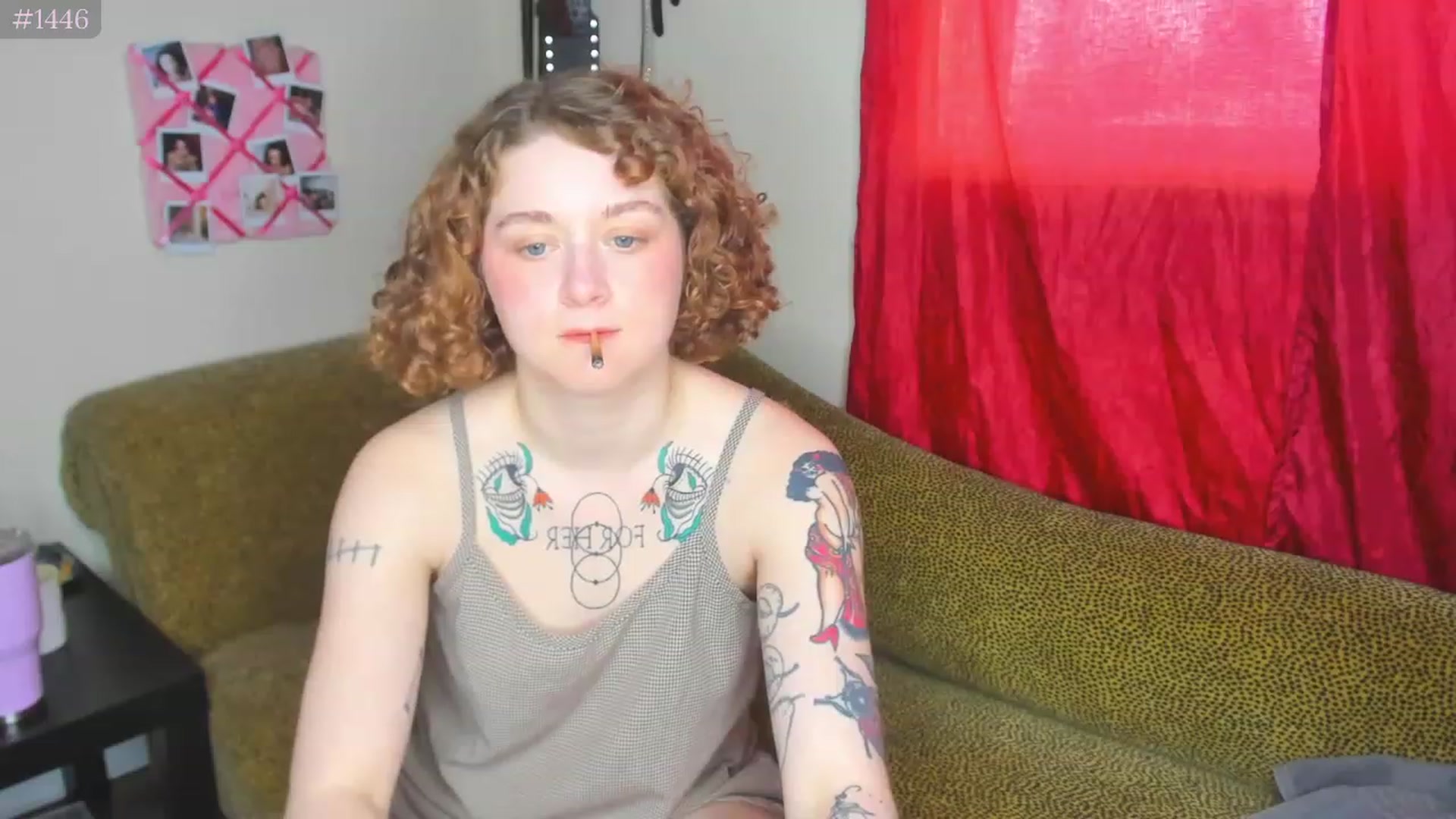 Gallery image thumbnail from PeachyQueen_'s myfreecams stream on, 03/31/2023, 19:04 image 12 of 20