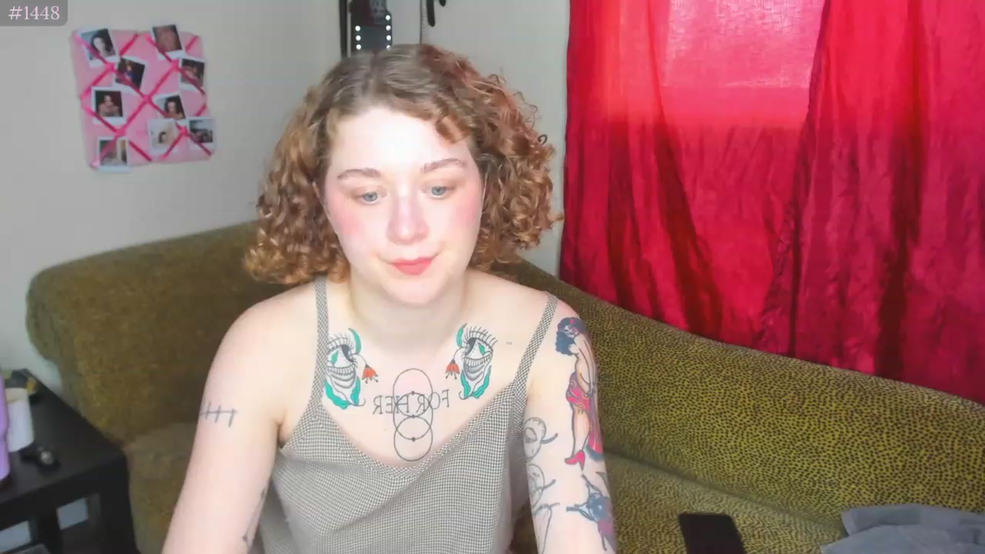 Gallery image thumbnail from PeachyQueen_'s myfreecams stream on, 03/31/2023, 19:53 image 7 of 20