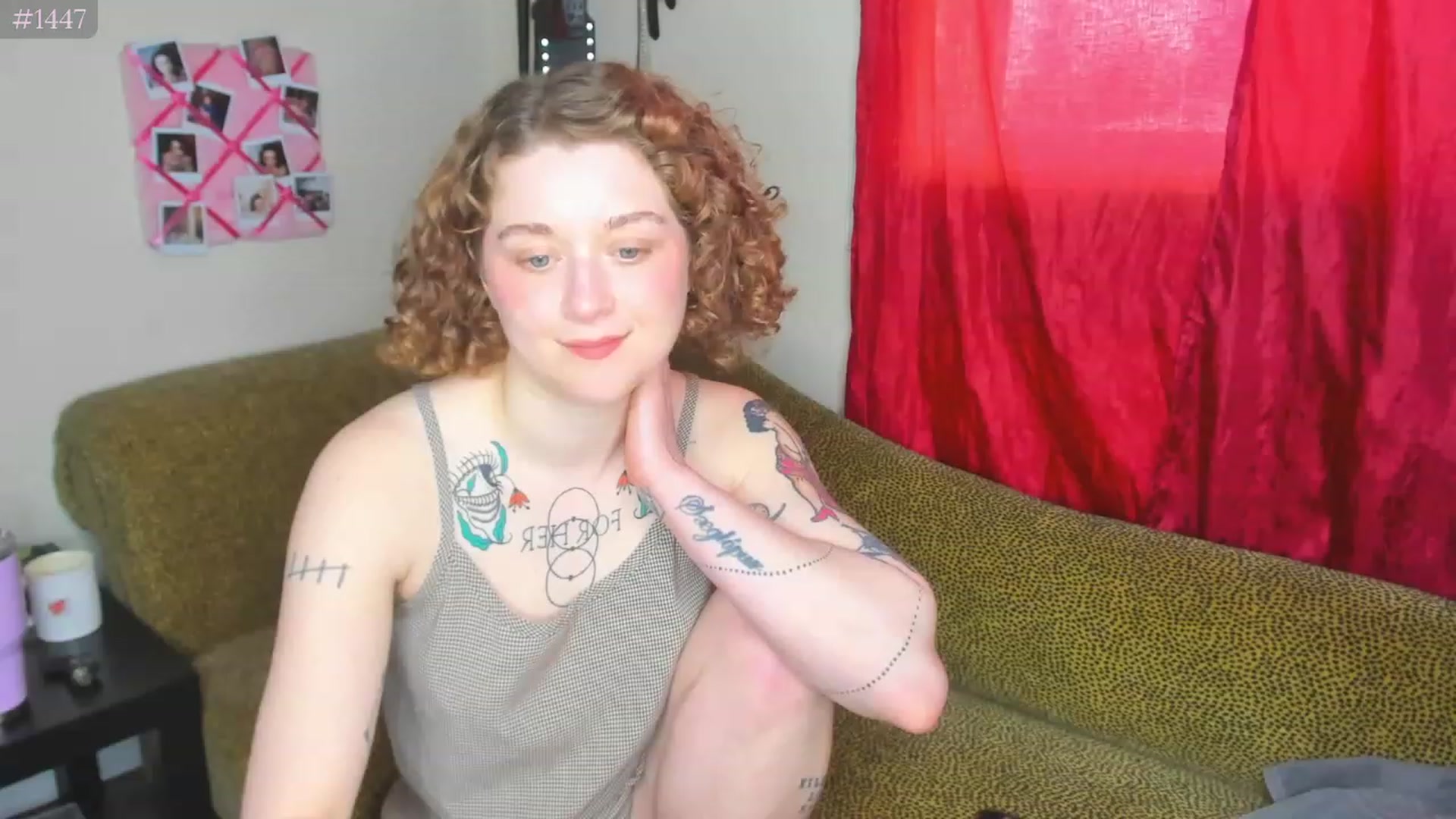 Gallery image thumbnail from PeachyQueen_'s myfreecams stream on, 03/31/2023, 19:53 image 2 of 20