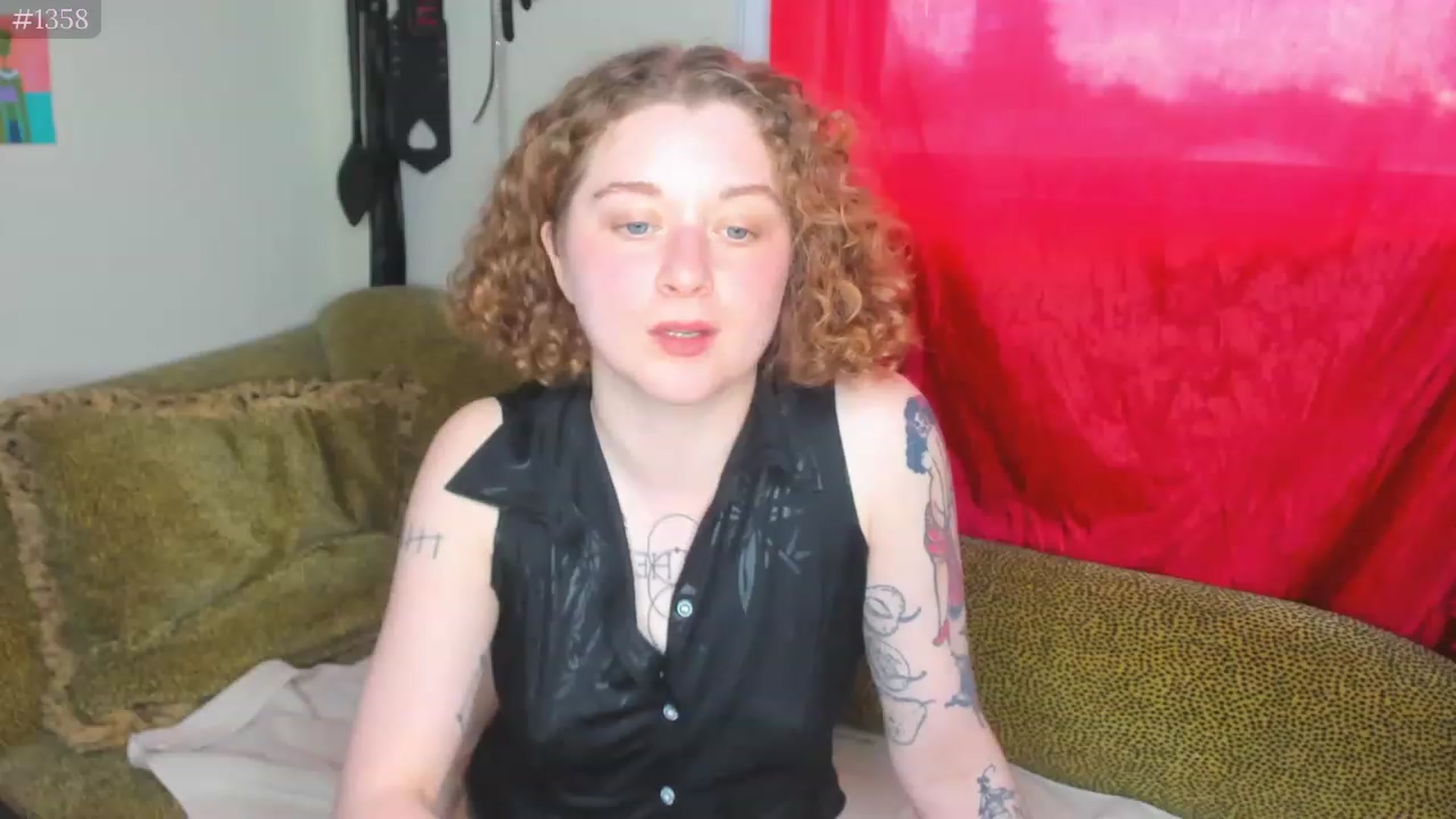 Gallery image thumbnail from PeachyQueen_'s myfreecams stream on, 04/25/2023, 19:42 image 16 of 20
