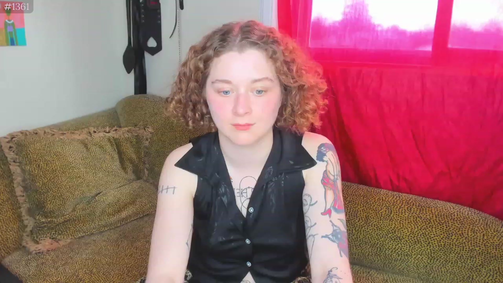 Gallery image thumbnail from PeachyQueen_'s myfreecams stream on, 04/25/2023, 19:42 image 6 of 20