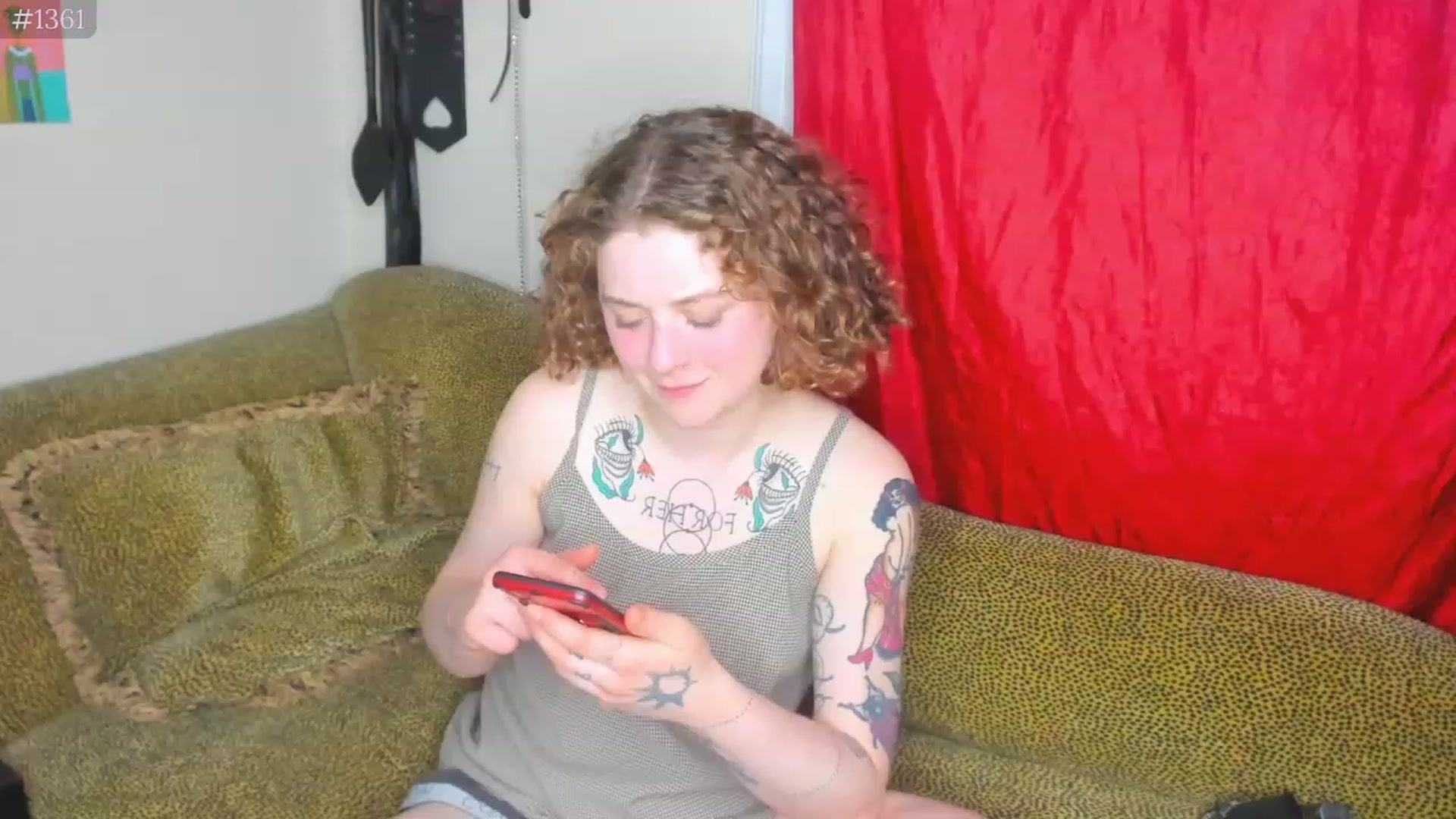 Gallery image thumbnail from PeachyQueen_'s myfreecams stream on, 04/26/2023, 05:13 image 17 of 20