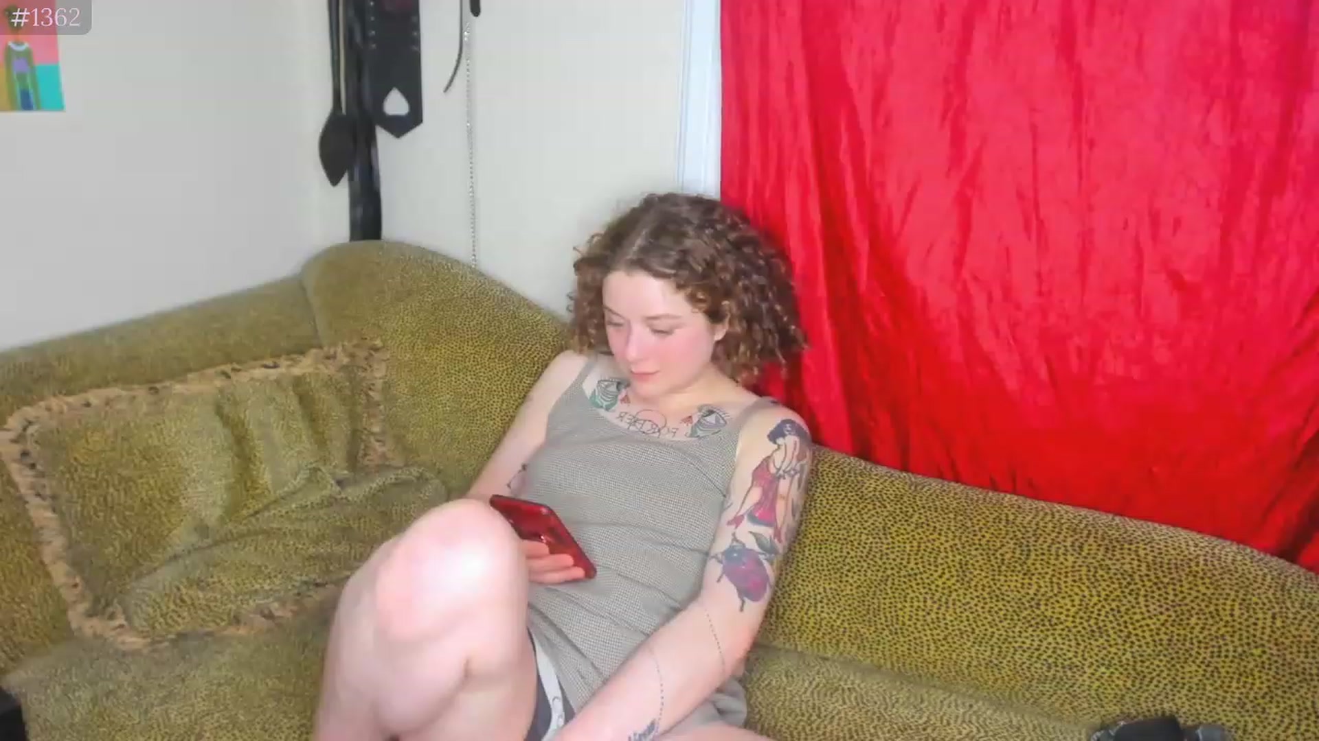 Gallery image thumbnail from PeachyQueen_'s myfreecams stream on, 04/26/2023, 05:13 image 18 of 20