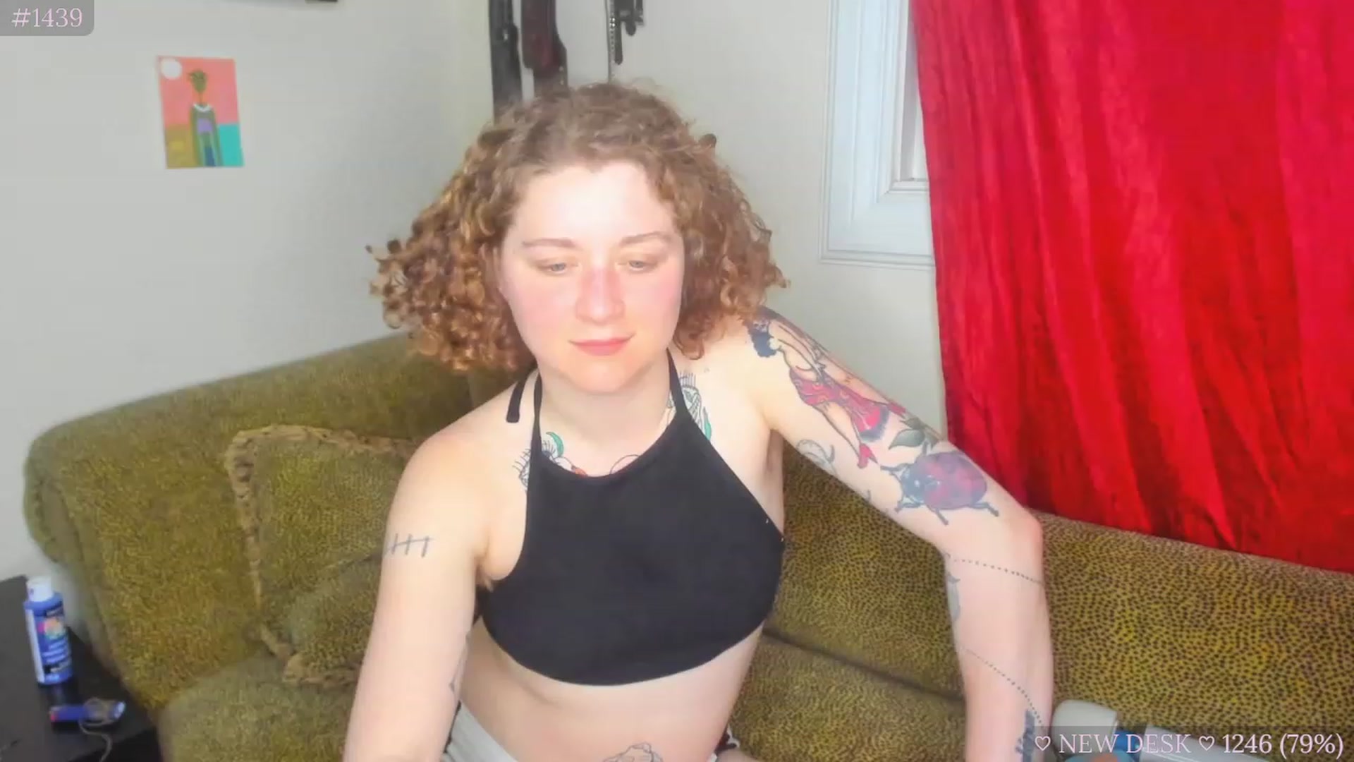 Gallery image thumbnail from PeachyQueen_'s myfreecams stream on, 05/17/2023, 05:35 image 1 of 20
