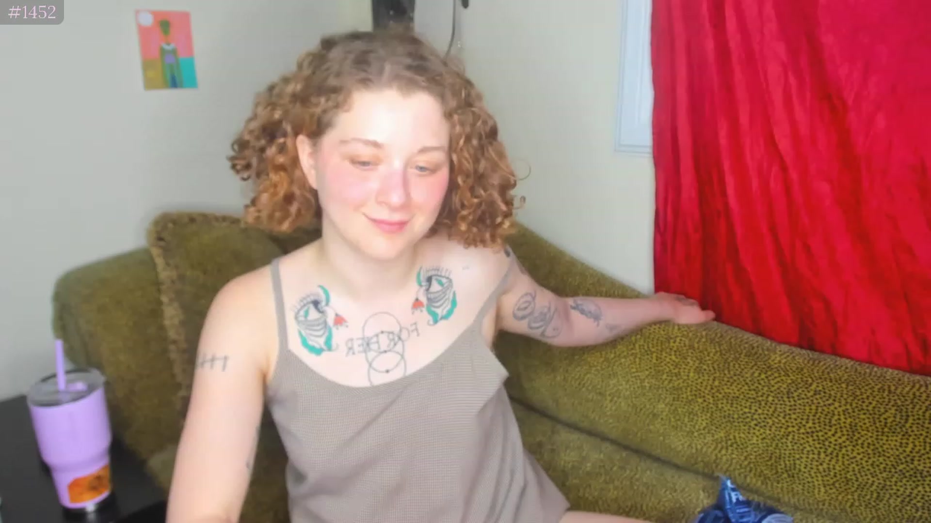 Gallery image thumbnail from PeachyQueen_'s myfreecams stream on, 05/23/2023, 05:29 image 17 of 20