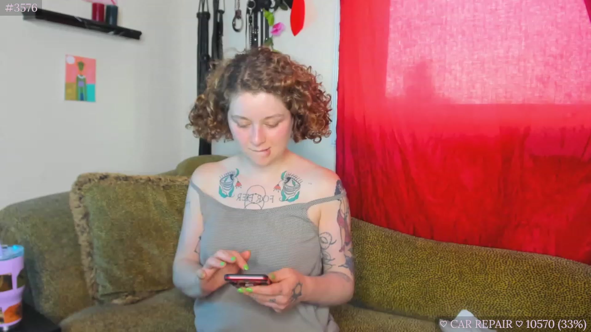Gallery image thumbnail from PeachyQueen_'s myfreecams stream on, 06/12/2023, 22:17 image 17 of 20