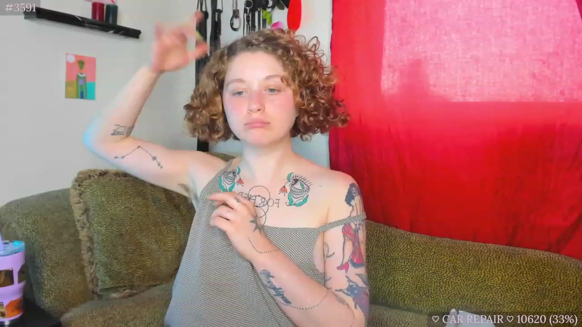 Gallery image thumbnail from PeachyQueen_'s myfreecams stream on, 06/12/2023, 22:17 image 9 of 20