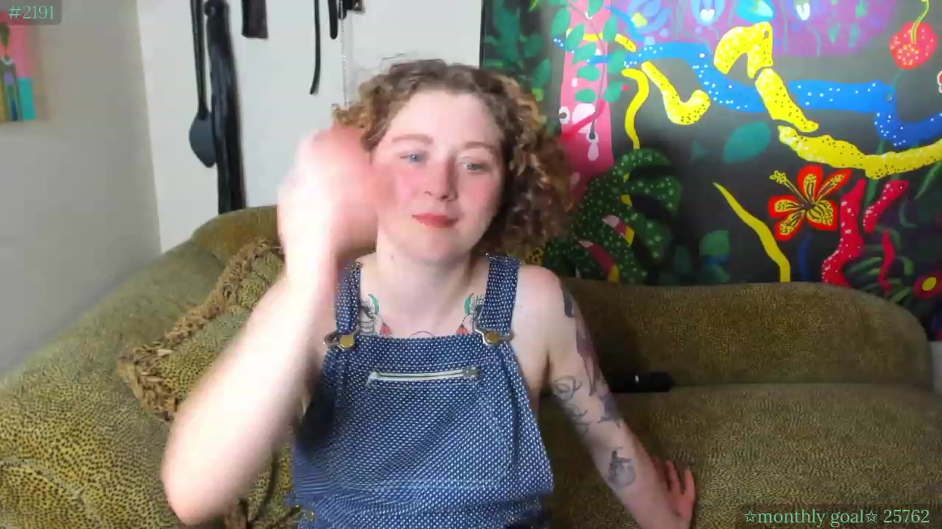 Gallery image thumbnail from PeachyQueen_'s myfreecams stream on, 06/24/2023, 22:32 image 3 of 20