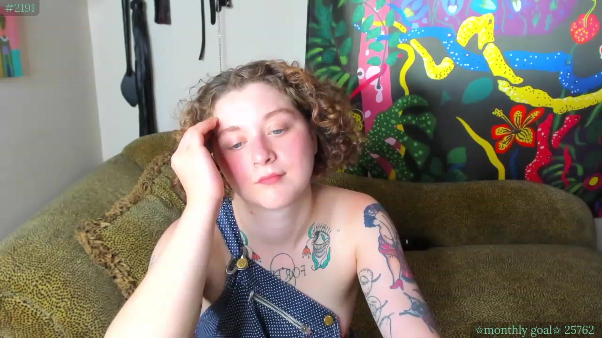 Gallery image thumbnail from PeachyQueen_'s myfreecams stream on, 06/24/2023, 22:32 image 2 of 20