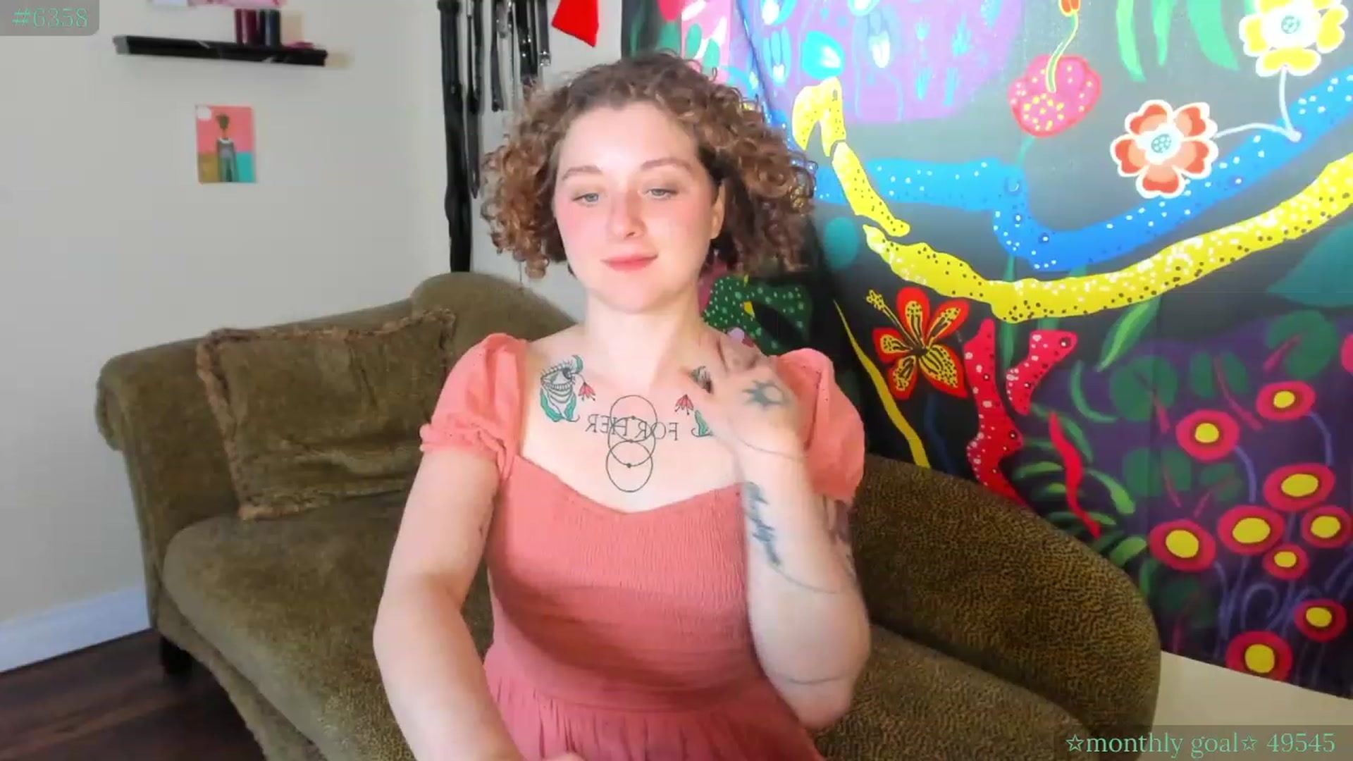 Gallery image thumbnail from PeachyQueen_'s myfreecams stream on, 07/05/2023, 22:26 image 6 of 20