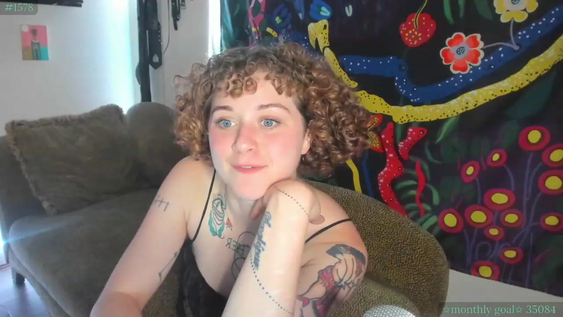 Gallery image thumbnail from PeachyQueen_'s myfreecams stream on, 07/15/2023, 05:50 image 3 of 20