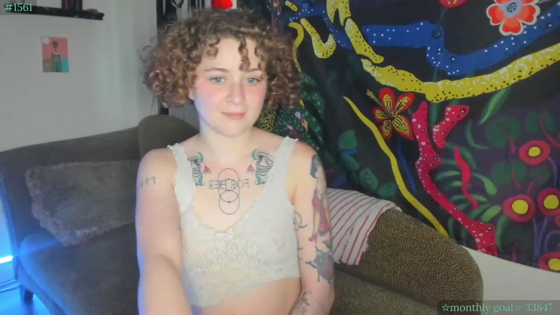 Gallery image thumbnail from PeachyQueen_'s myfreecams stream on, 07/20/2023, 24:15 image 7 of 20