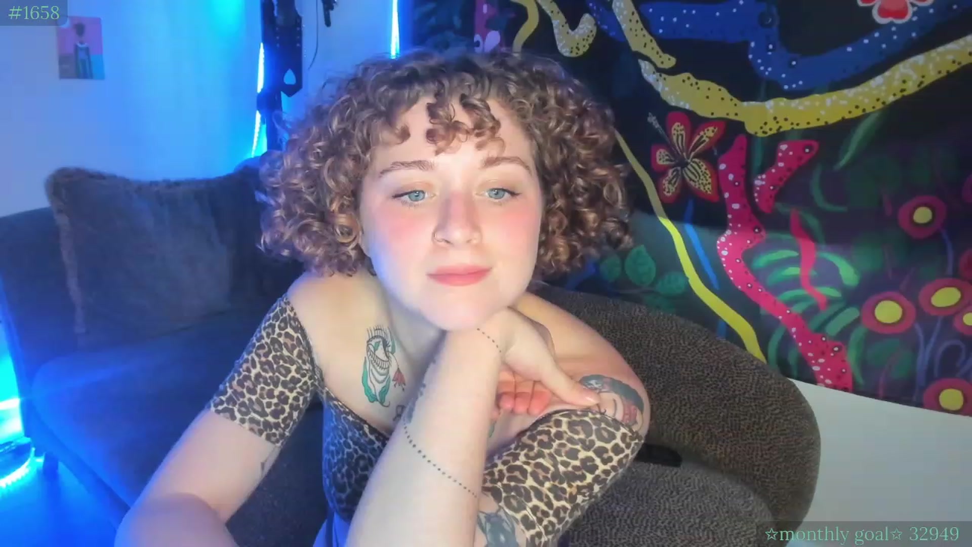 Gallery image thumbnail from PeachyQueen_'s myfreecams stream on, 07/21/2023, 22:30 image 18 of 20