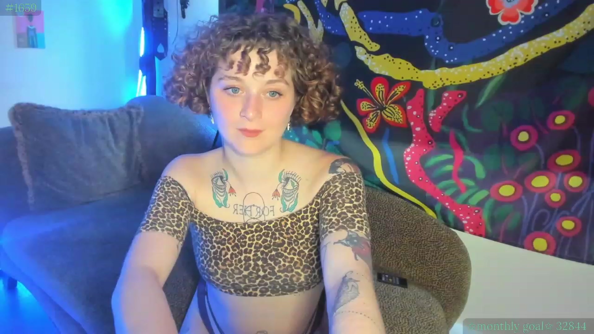 Gallery image thumbnail from PeachyQueen_'s myfreecams stream on, 07/22/2023, 02:16 image 2 of 20