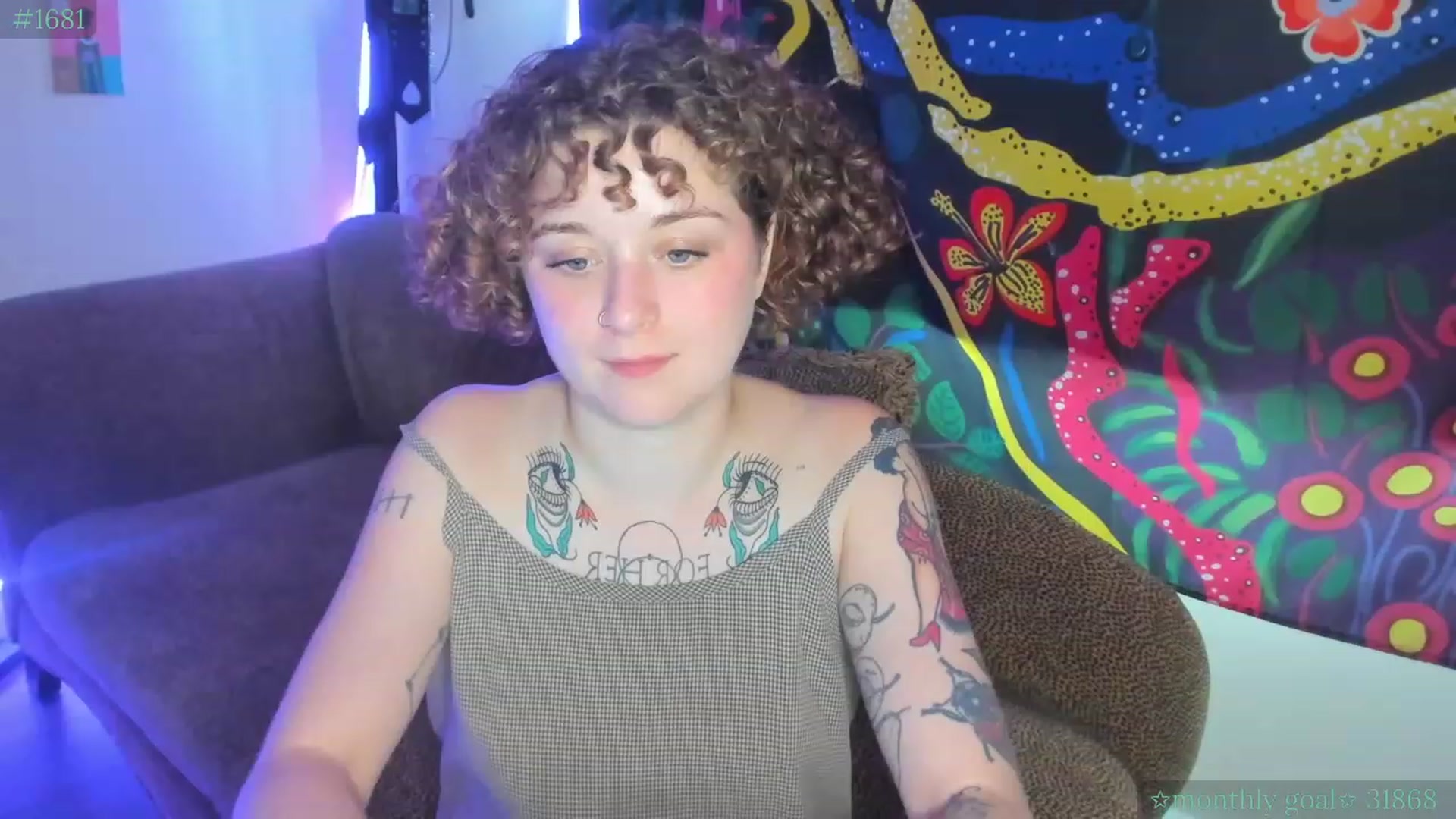 Gallery image thumbnail from PeachyQueen_'s myfreecams stream on, 07/24/2023, 21:05 image 13 of 20