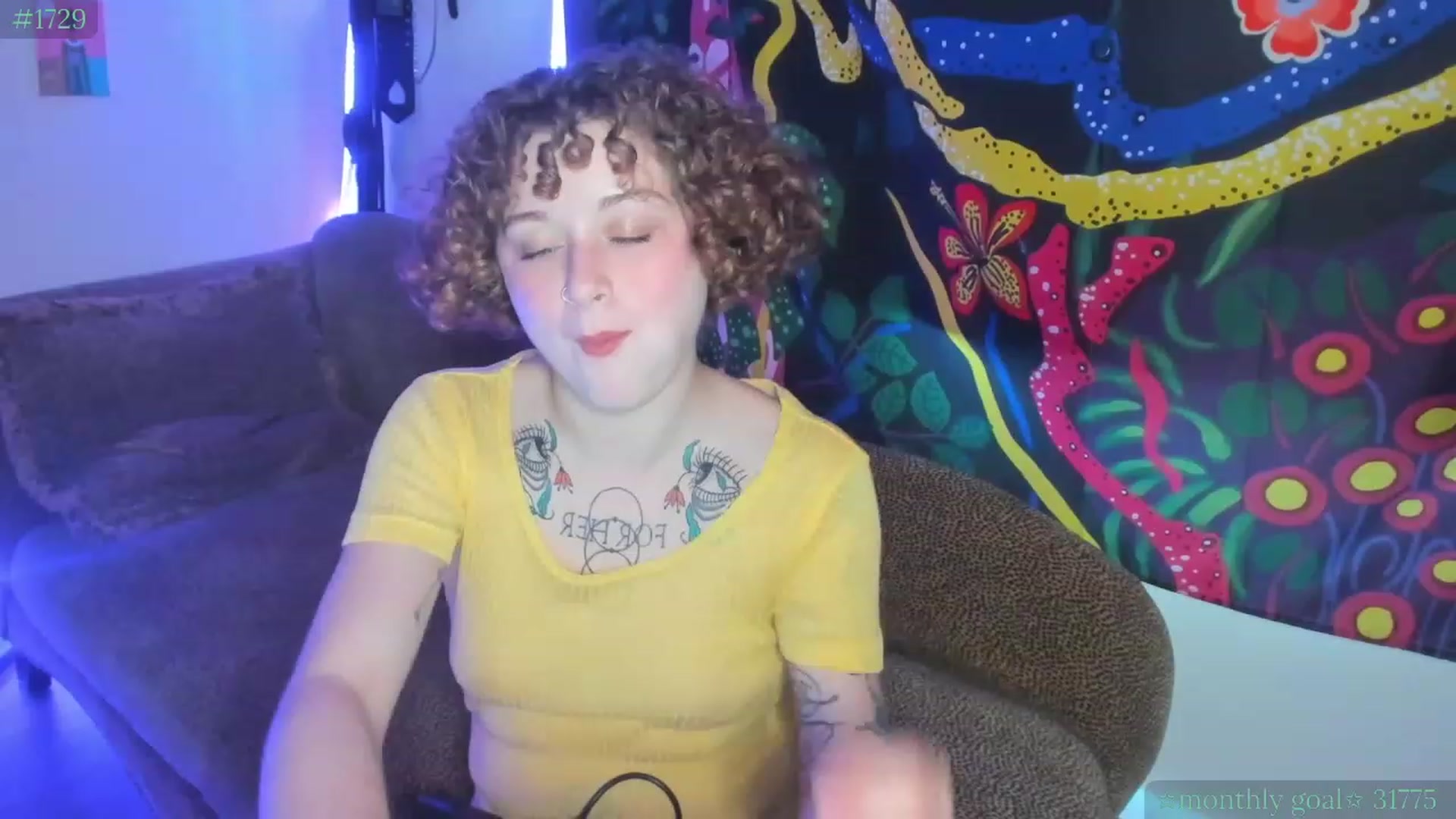 Gallery image thumbnail from PeachyQueen_'s myfreecams stream on, 07/25/2023, 20:32 image 7 of 20