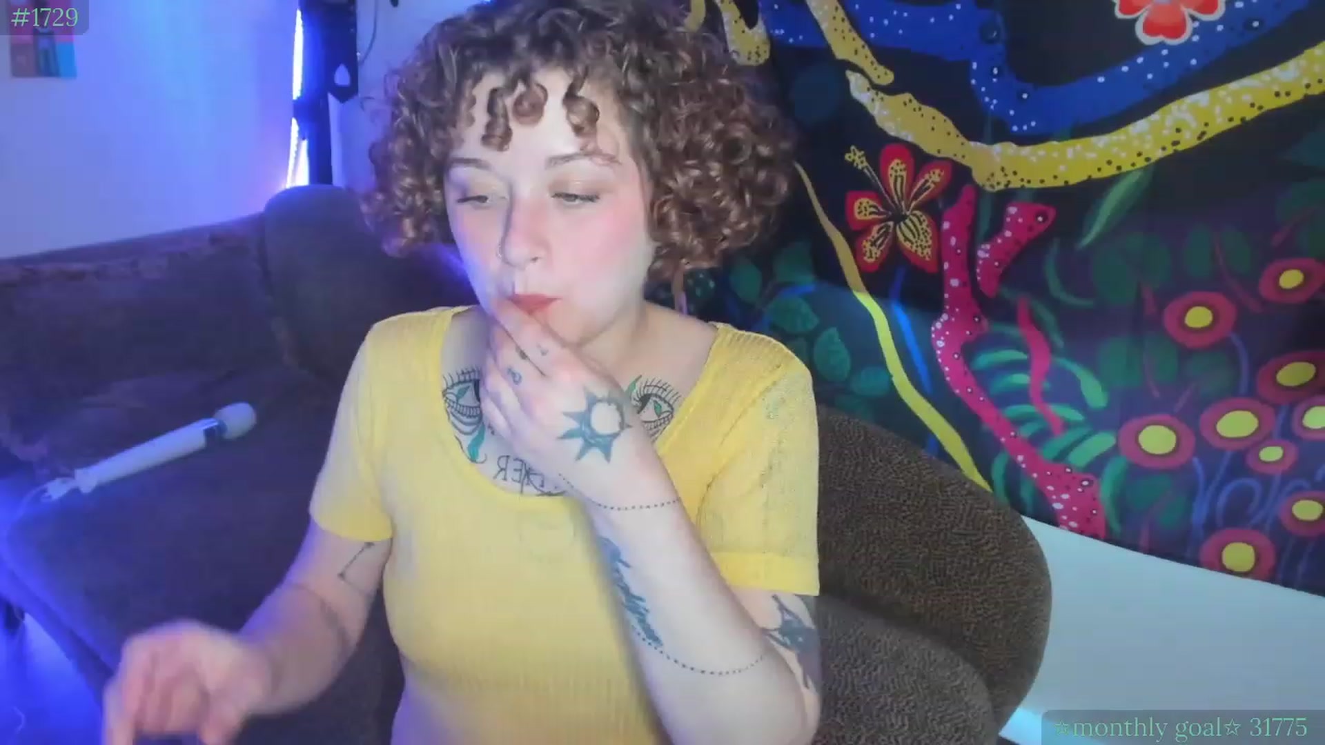 Gallery image thumbnail from PeachyQueen_'s myfreecams stream on, 07/25/2023, 20:32 image 2 of 20