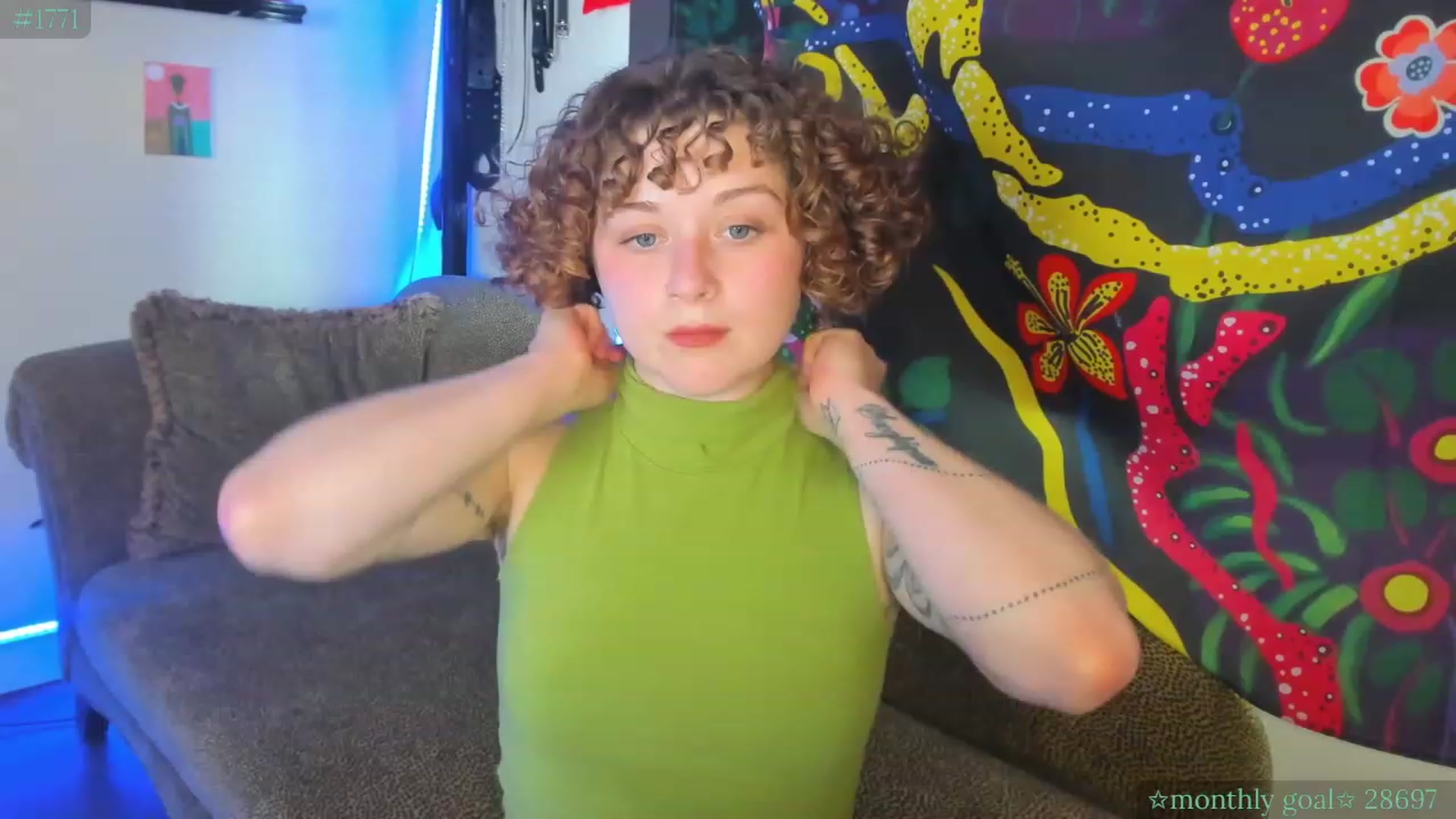 Gallery image thumbnail from PeachyQueen_'s myfreecams stream on, 07/28/2023, 21:20 image 1 of 20
