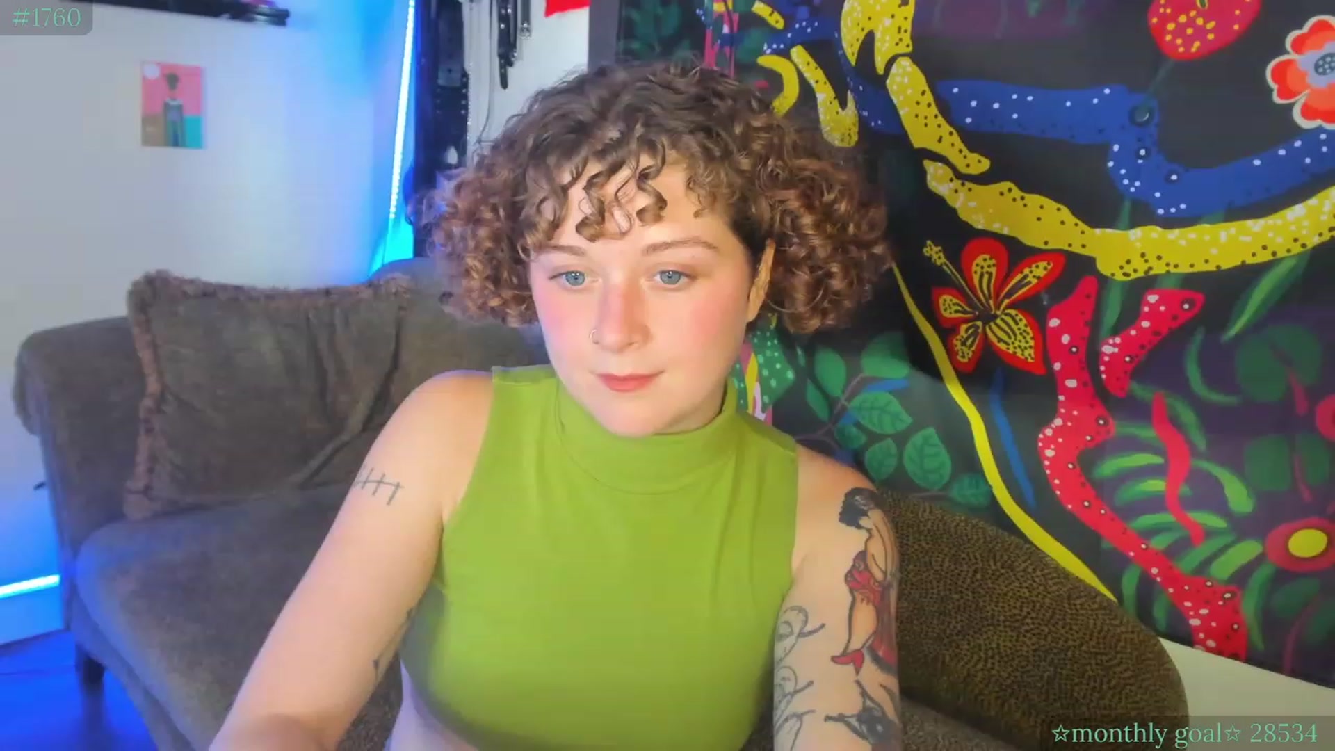 Gallery image thumbnail from PeachyQueen_'s myfreecams stream on, 07/28/2023, 21:20 image 8 of 20
