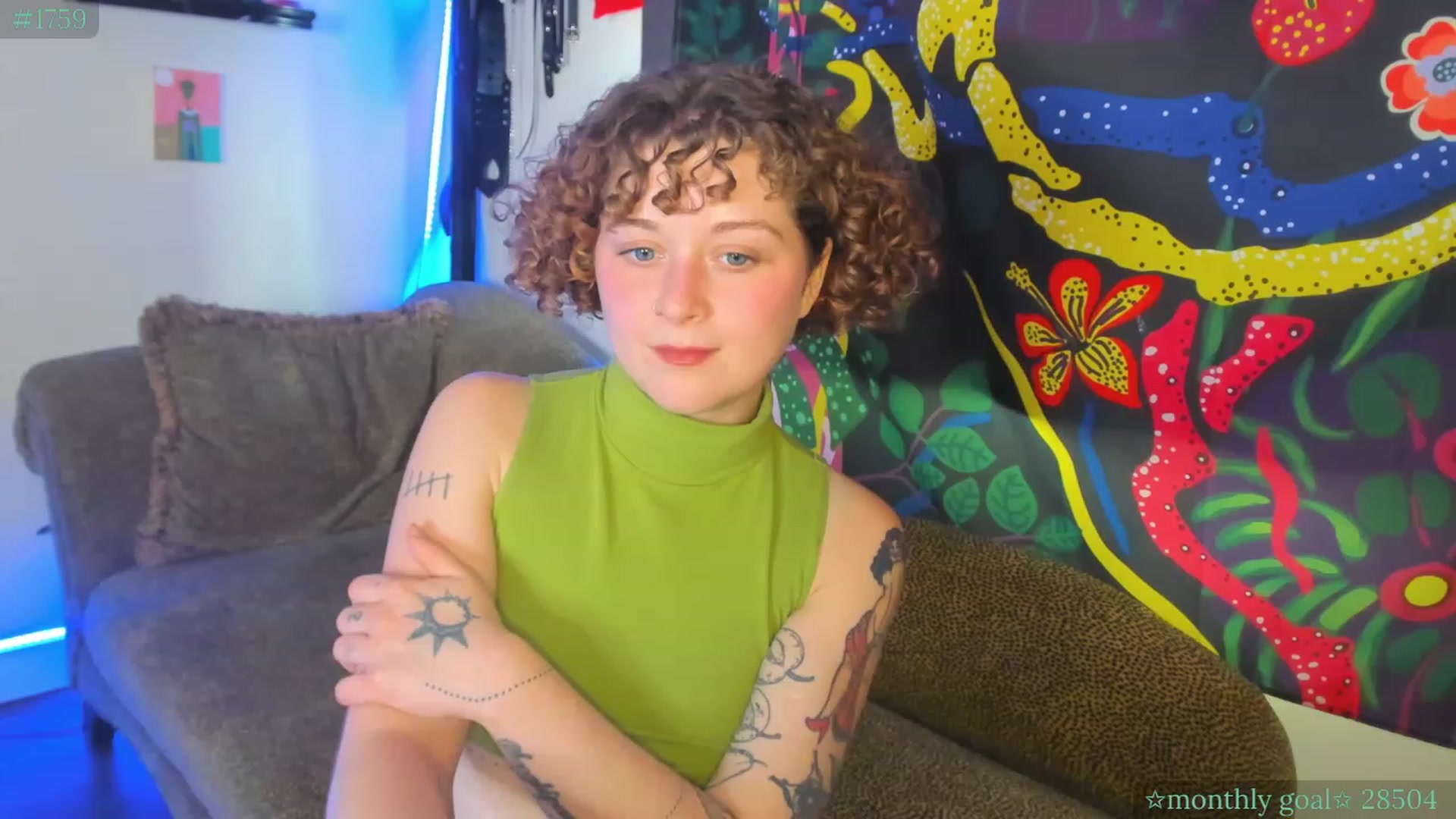 Gallery image thumbnail from PeachyQueen_'s myfreecams stream on, 07/28/2023, 21:20 image 10 of 20