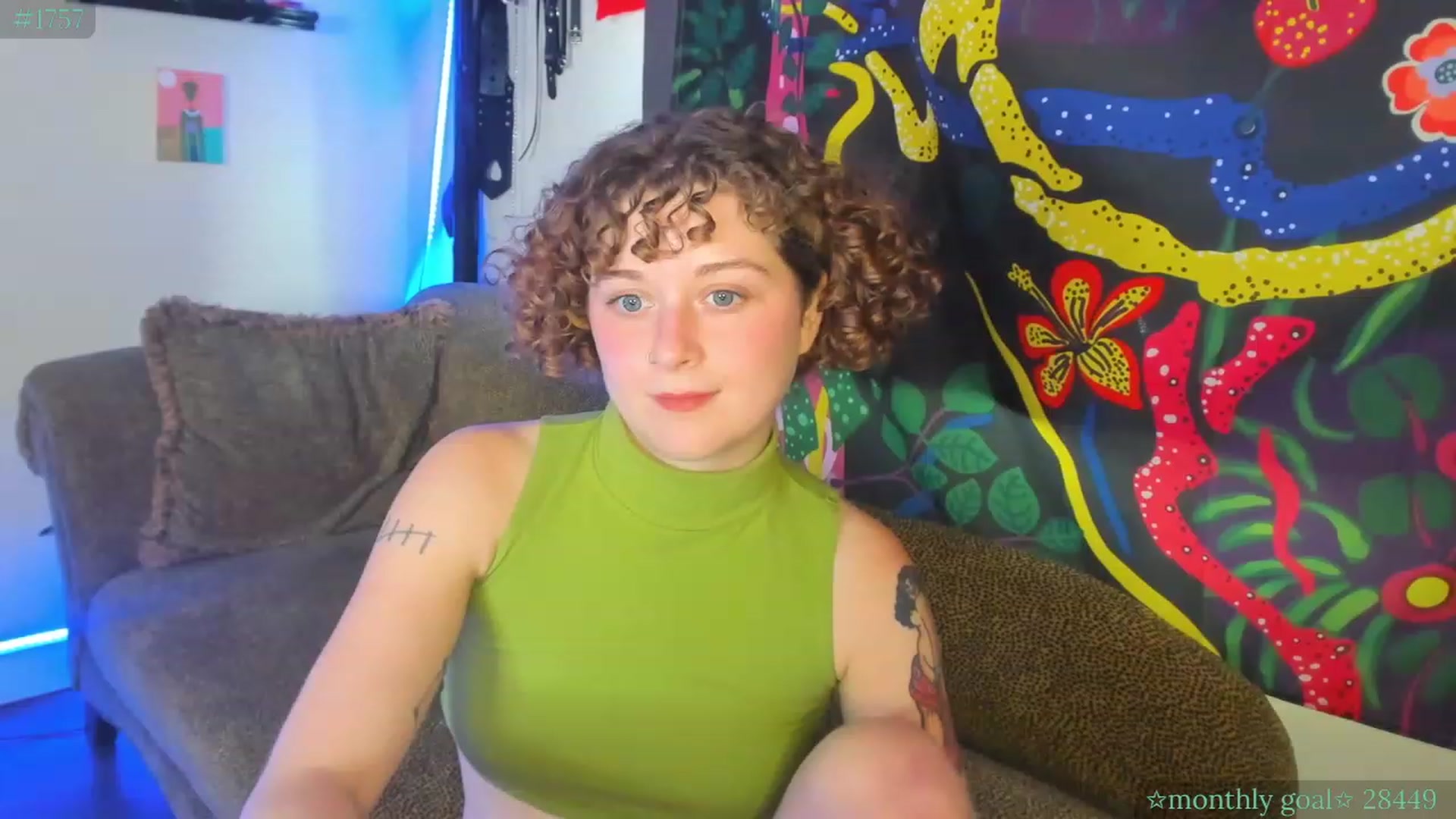 Gallery image thumbnail from PeachyQueen_'s myfreecams stream on, 07/28/2023, 21:20 image 17 of 20