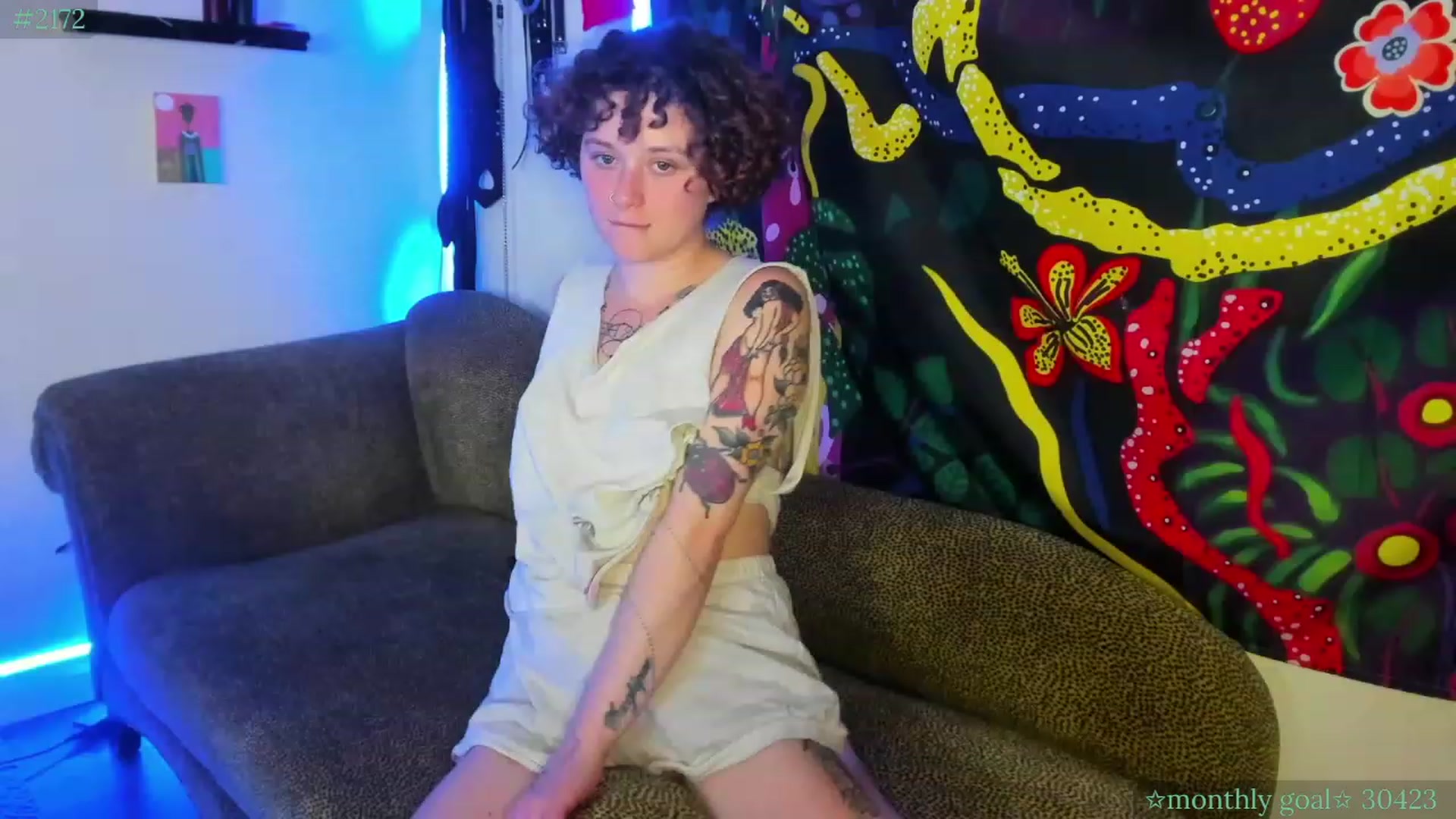 Gallery image thumbnail from PeachyQueen_'s myfreecams stream on, 08/20/2023, 06:35 image 17 of 20