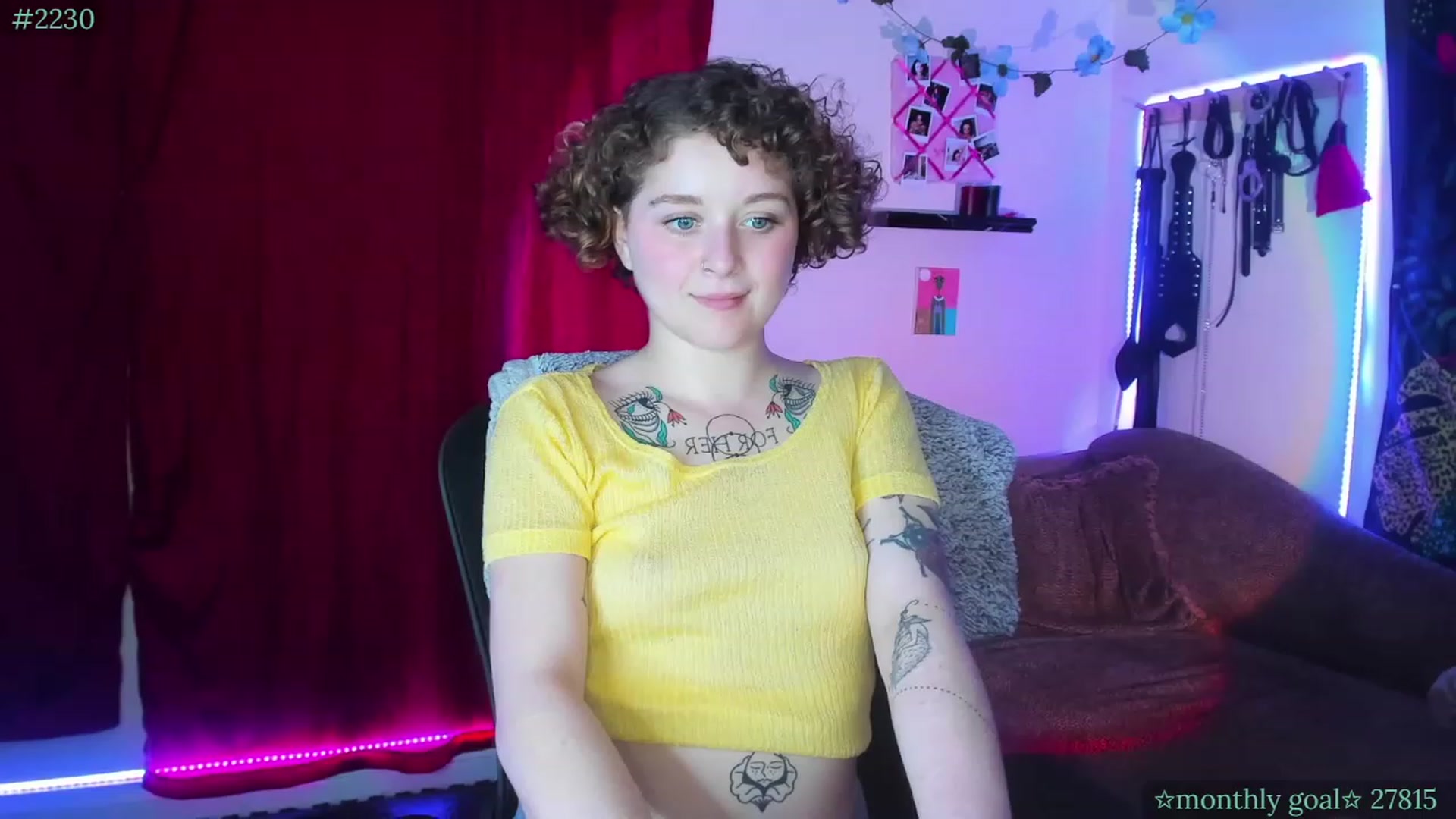 Gallery image thumbnail from PeachyQueen_'s myfreecams stream on, 08/25/2023, 22:04 image 6 of 20