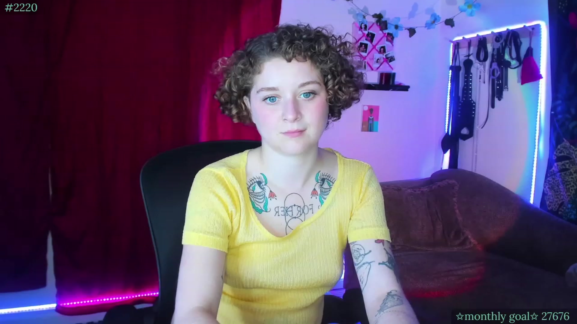 Gallery image thumbnail from PeachyQueen_'s myfreecams stream on, 08/25/2023, 22:04 image 13 of 20
