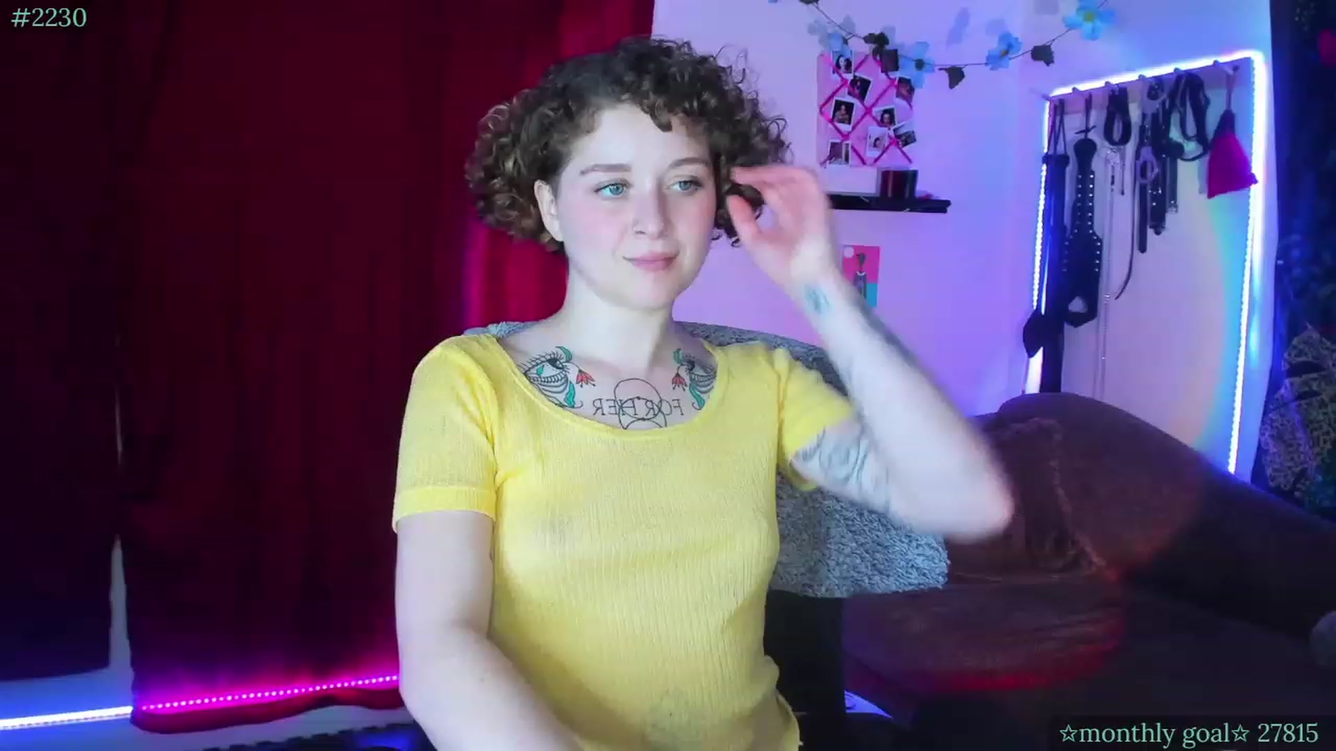 Gallery image thumbnail from PeachyQueen_'s myfreecams stream on, 08/25/2023, 22:04 image 5 of 20