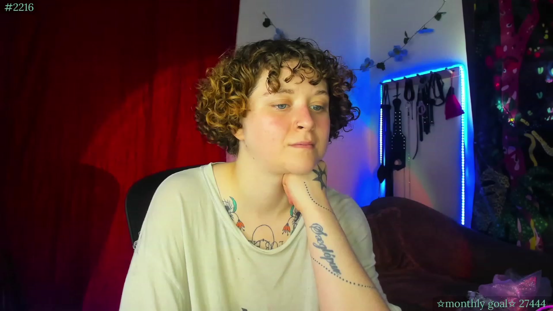 Gallery image thumbnail from PeachyQueen_'s myfreecams stream on, 08/26/2023, 17:11 image 18 of 20