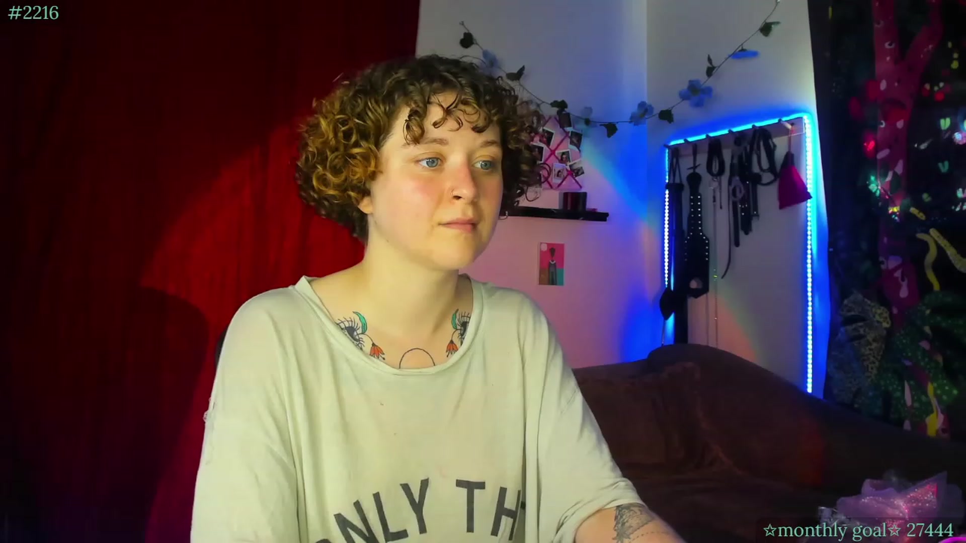 Gallery image thumbnail from PeachyQueen_'s myfreecams stream on, 08/26/2023, 17:11 image 13 of 20