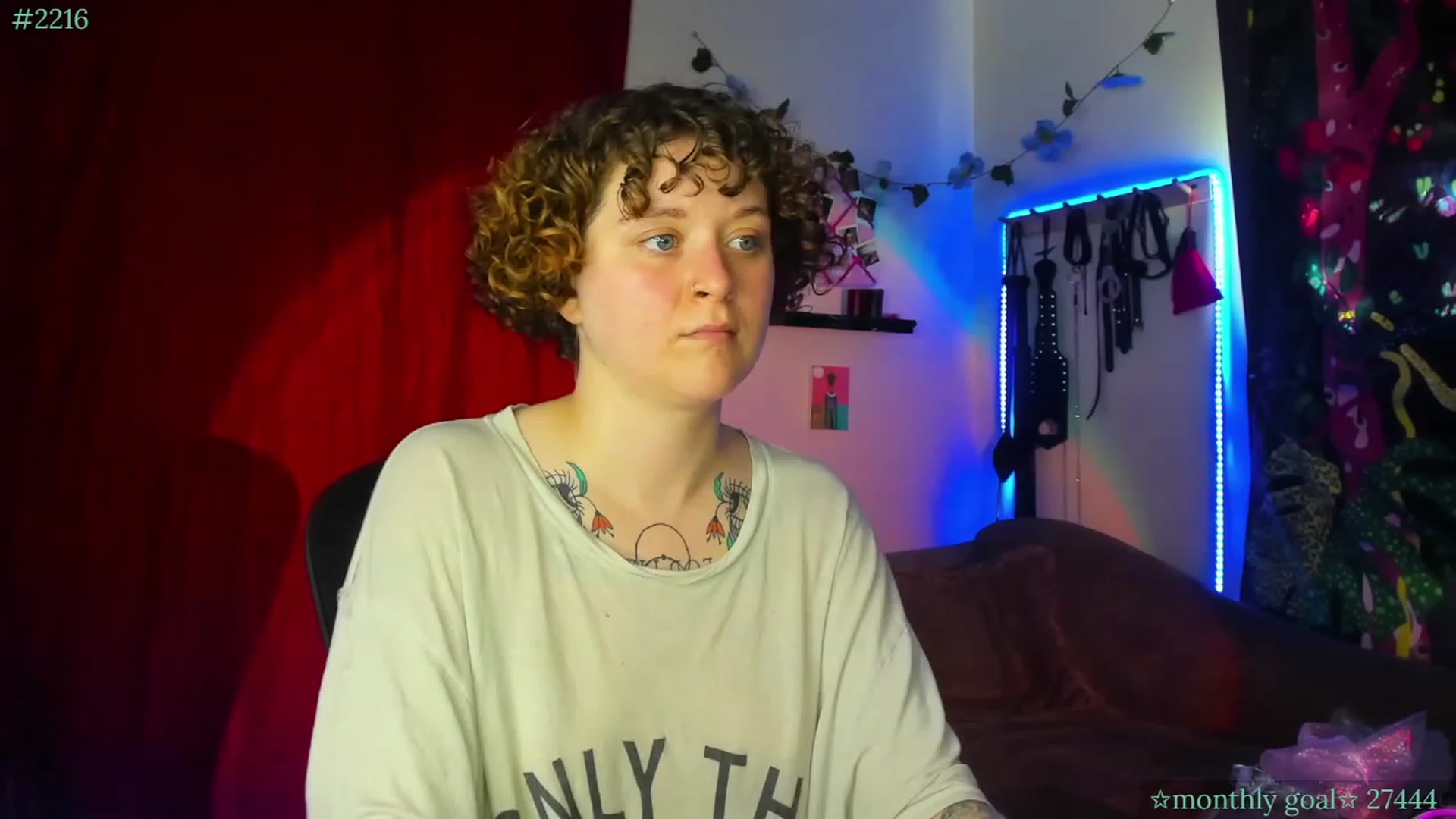 Gallery image thumbnail from PeachyQueen_'s myfreecams stream on, 08/26/2023, 17:11 image 6 of 20