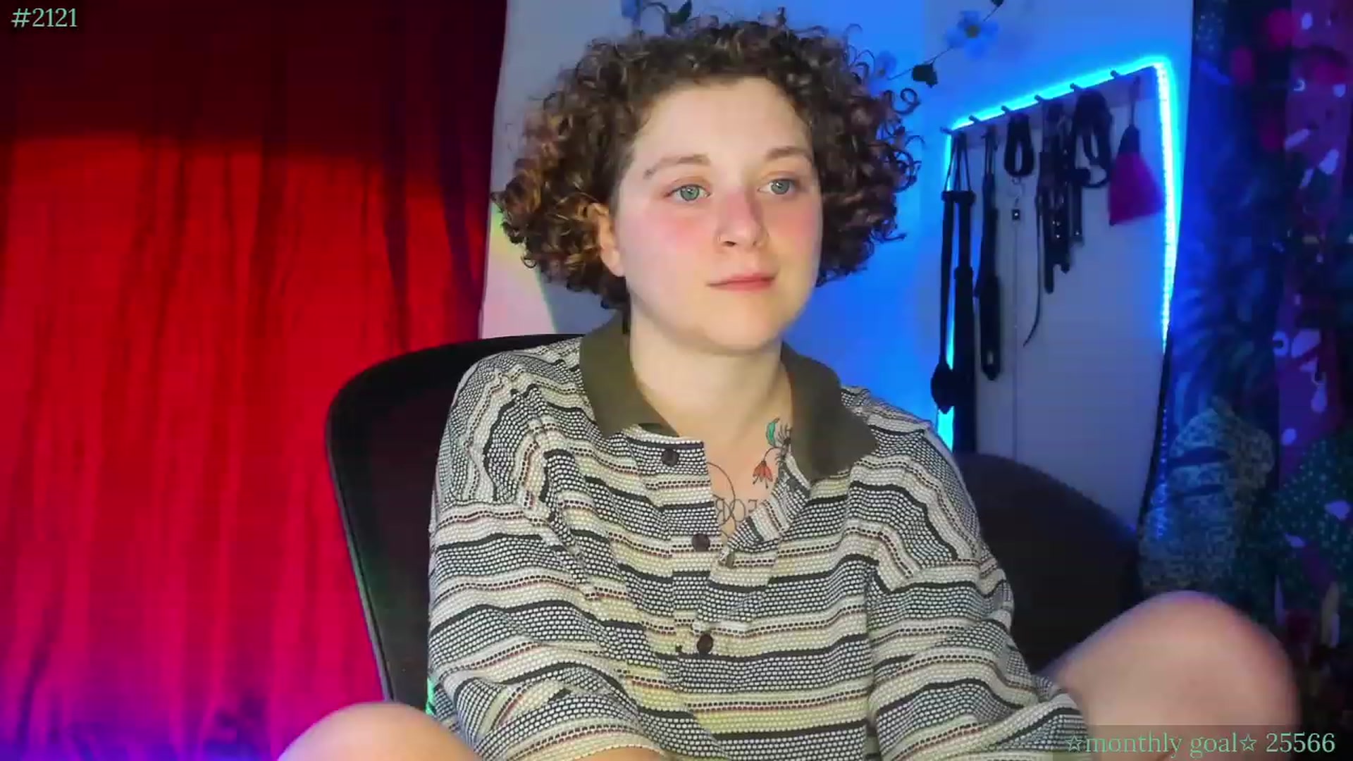 Gallery image thumbnail from PeachyQueen_'s myfreecams stream on, 08/29/2023, 07:34 image 15 of 20