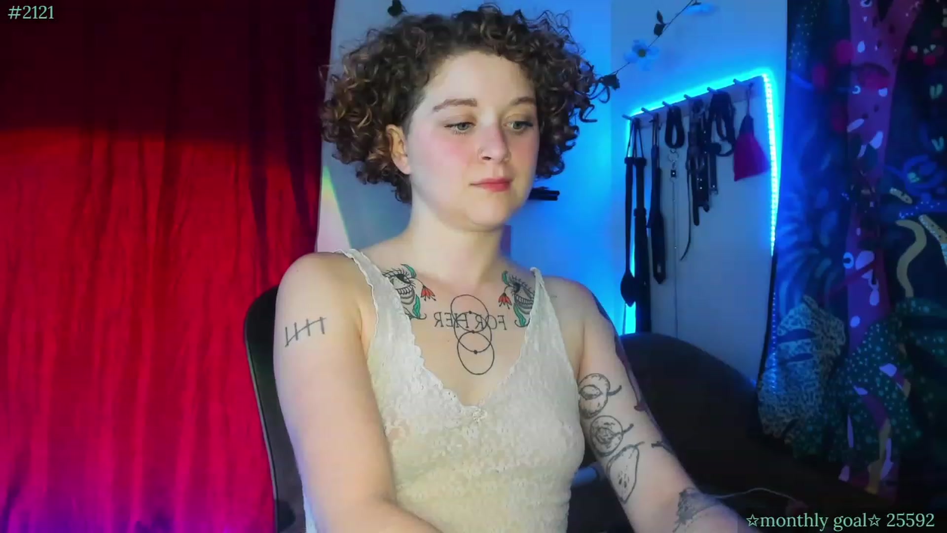 Gallery image thumbnail from PeachyQueen_'s myfreecams stream on, 08/29/2023, 07:34 image 3 of 20