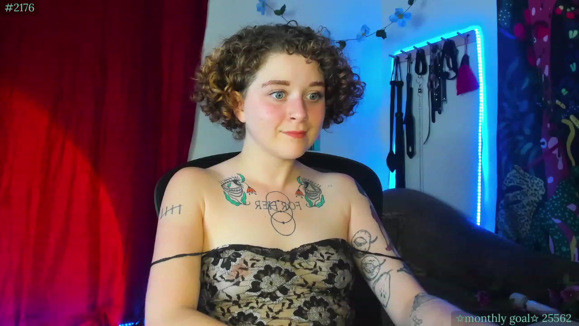 Gallery image thumbnail from PeachyQueen_'s myfreecams stream on, 08/30/2023, 06:12 image 18 of 20