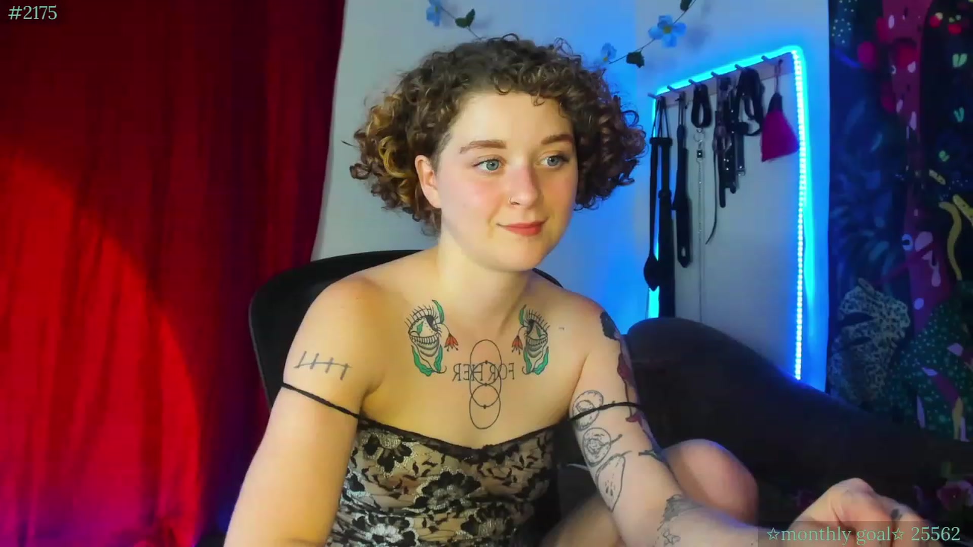 Gallery image thumbnail from PeachyQueen_'s myfreecams stream on, 08/30/2023, 06:12 image 11 of 20