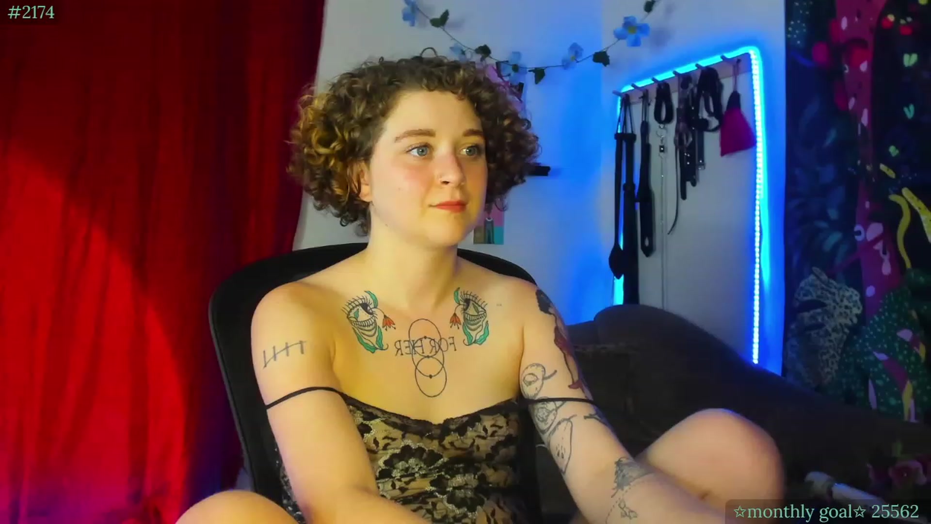 Gallery image thumbnail from PeachyQueen_'s myfreecams stream on, 08/30/2023, 06:12 image 5 of 20