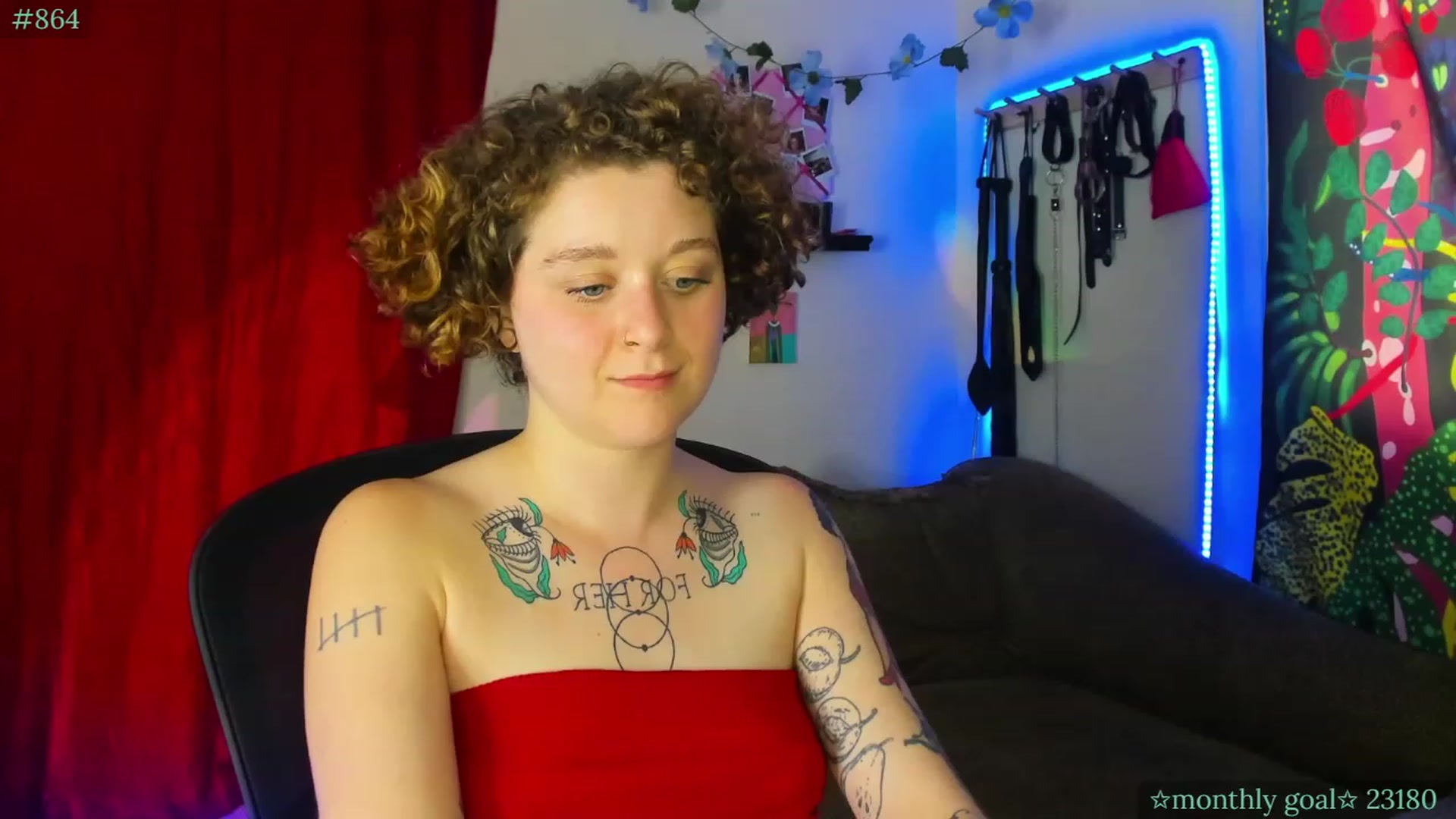 Gallery image thumbnail from PeachyQueen_'s myfreecams stream on, 09/04/2023, 22:25 image 4 of 20