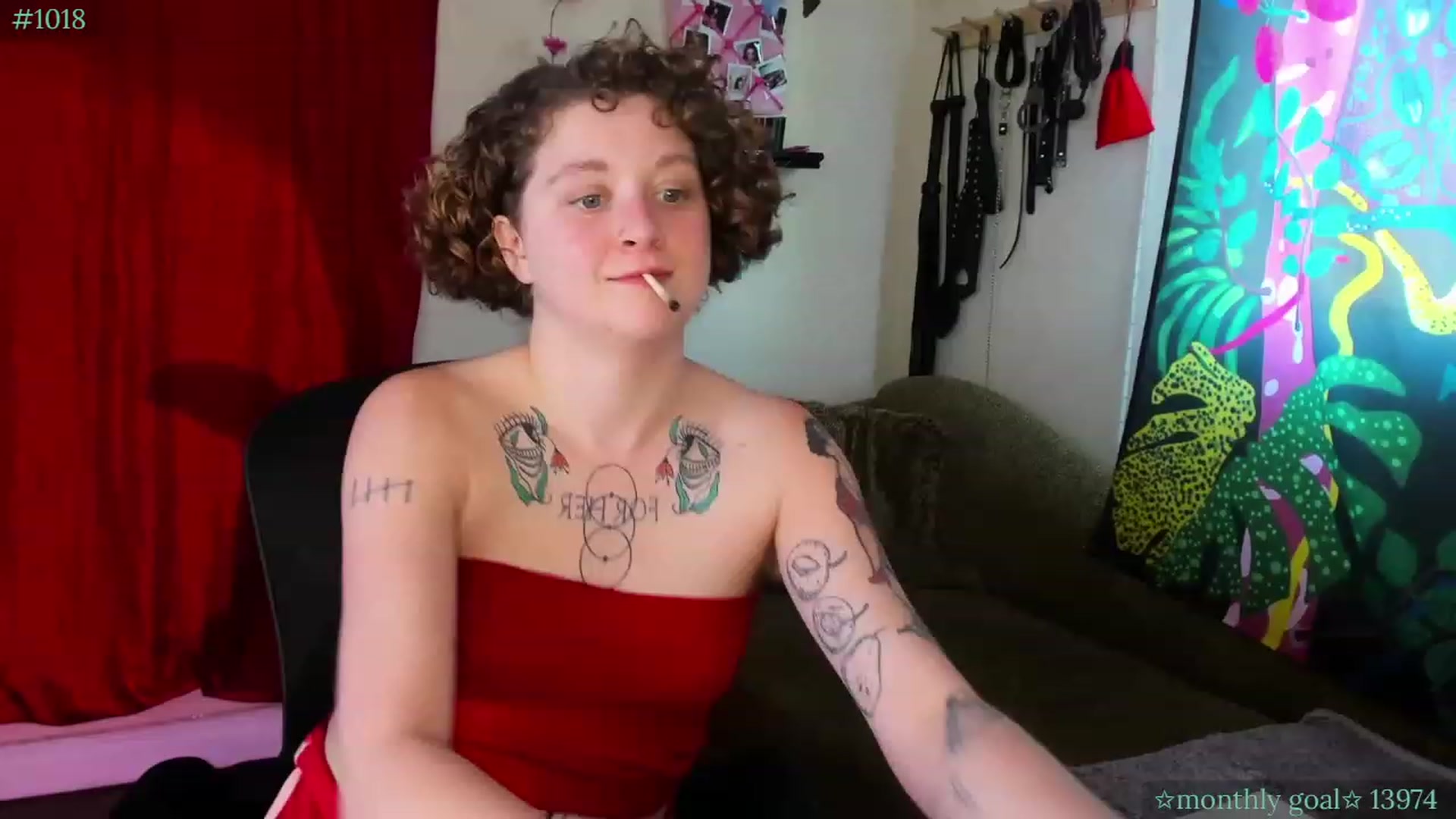 Gallery image thumbnail from PeachyQueen_'s myfreecams stream on, 09/16/2023, 01:39 image 2 of 20