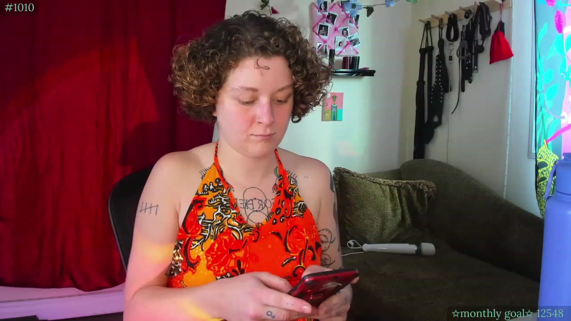 Gallery image thumbnail from PeachyQueen_'s myfreecams stream on, 09/19/2023, 19:14 image 2 of 20