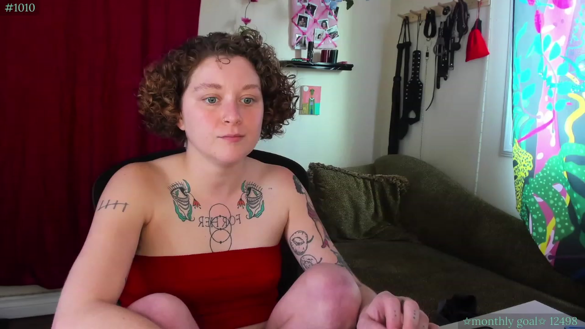 Gallery image thumbnail from PeachyQueen_'s myfreecams stream on, 09/19/2023, 19:14 image 18 of 20