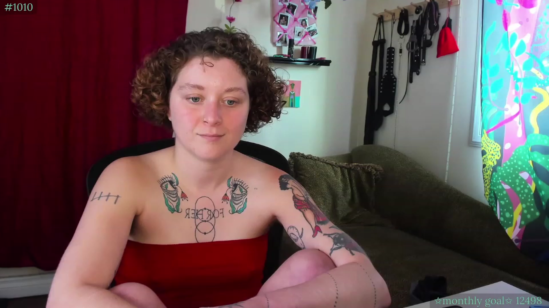 Gallery image thumbnail from PeachyQueen_'s myfreecams stream on, 09/19/2023, 19:14 image 16 of 20