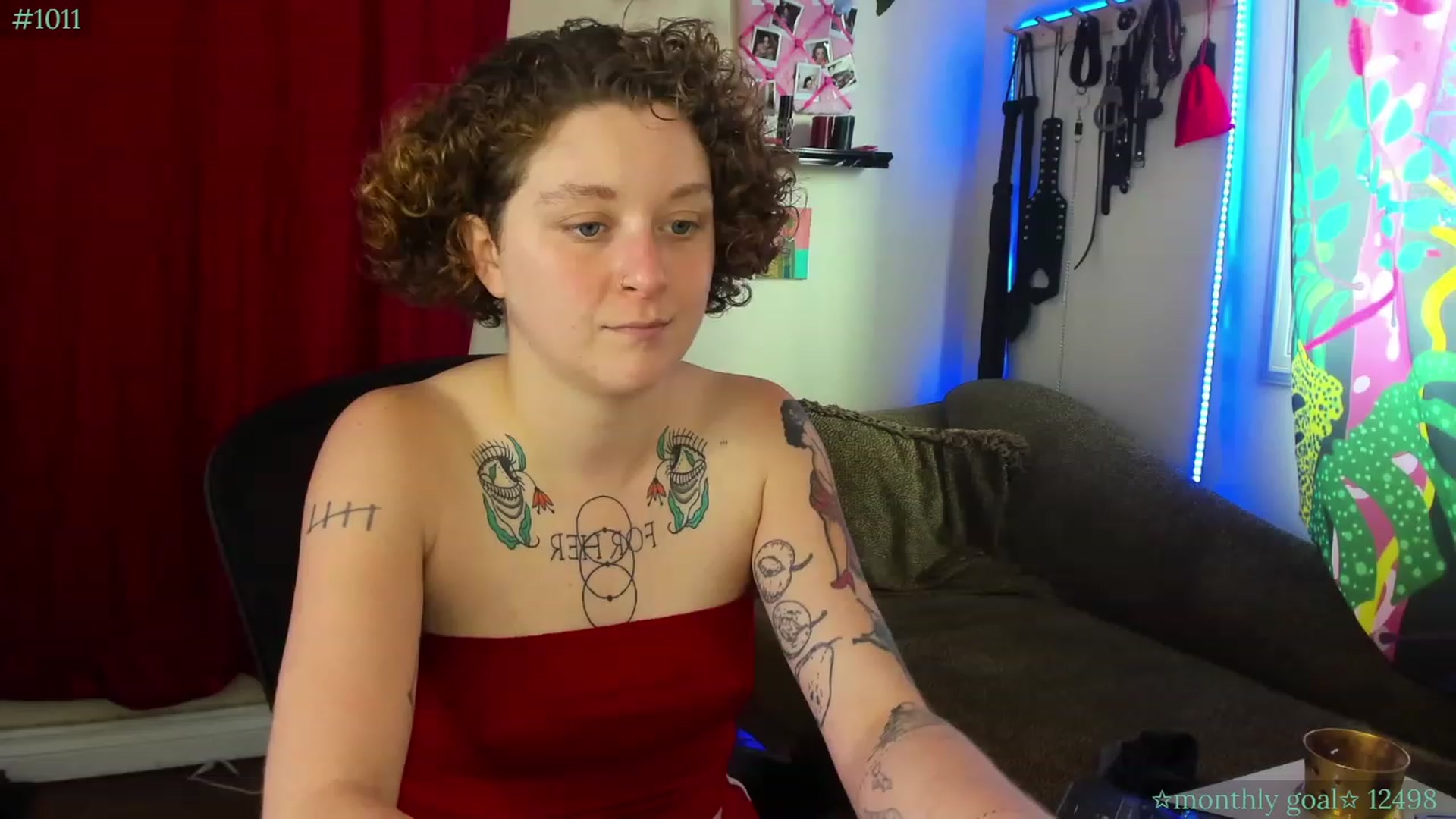 Gallery image thumbnail from PeachyQueen_'s myfreecams stream on, 09/19/2023, 19:26 image 19 of 20