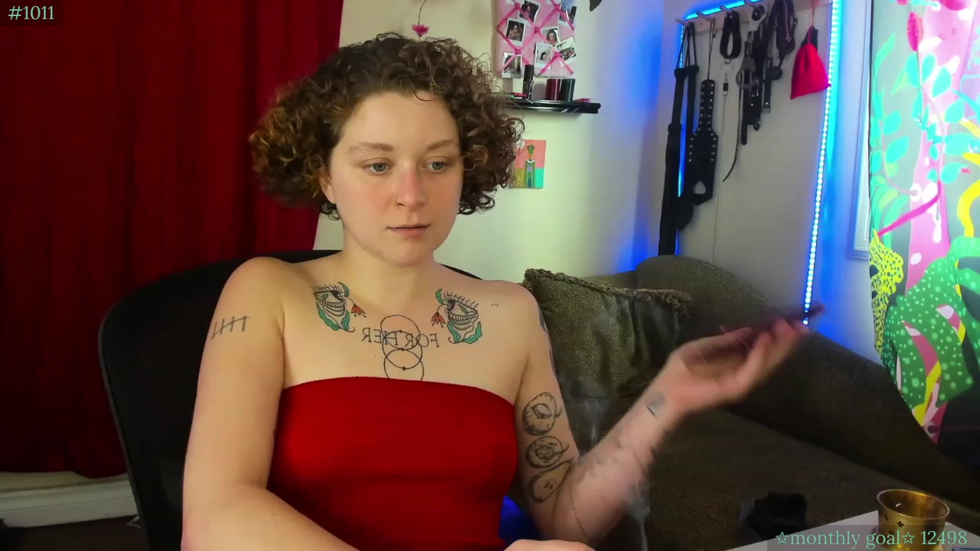 Gallery image thumbnail from PeachyQueen_'s myfreecams stream on, 09/19/2023, 19:26 image 15 of 20