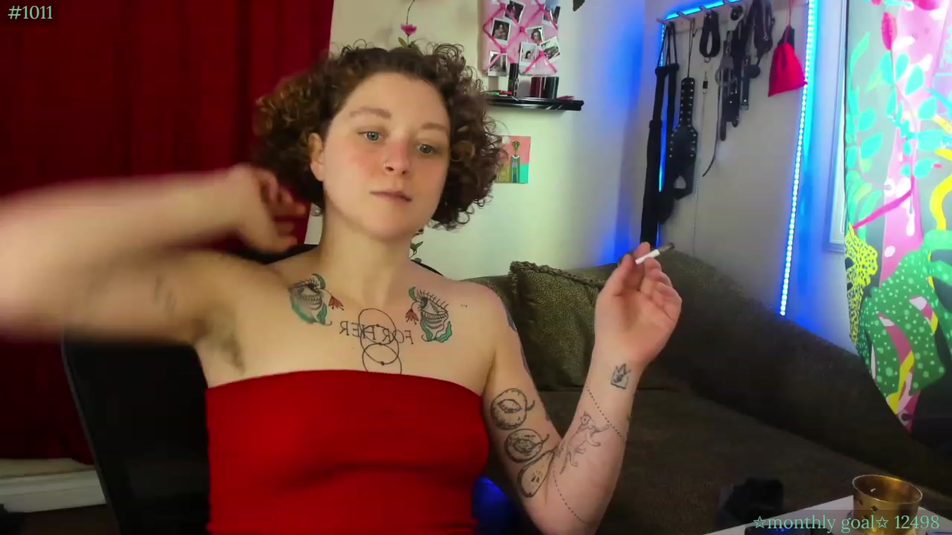 Gallery image thumbnail from PeachyQueen_'s myfreecams stream on, 09/19/2023, 19:26 image 13 of 20