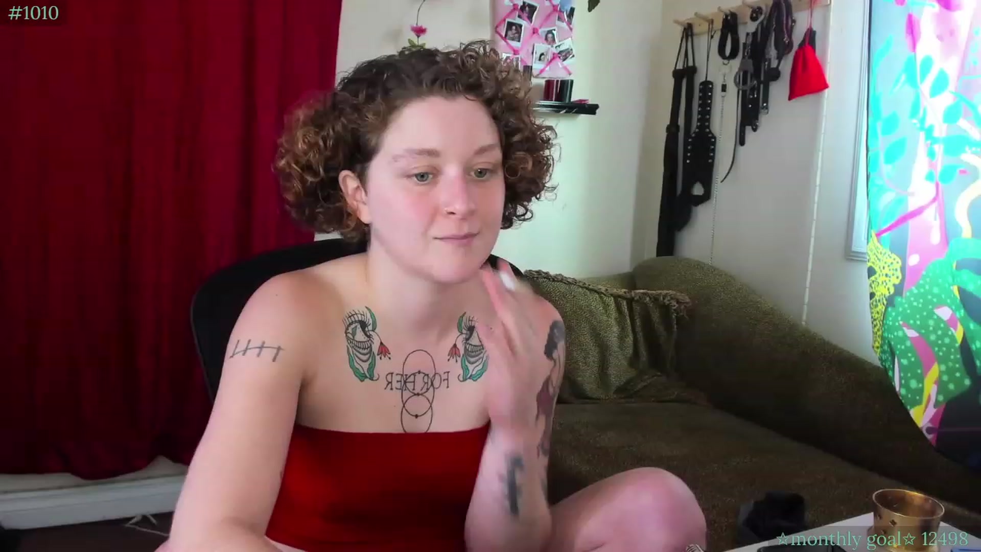Gallery image thumbnail from PeachyQueen_'s myfreecams stream on, 09/19/2023, 19:26 image 6 of 20