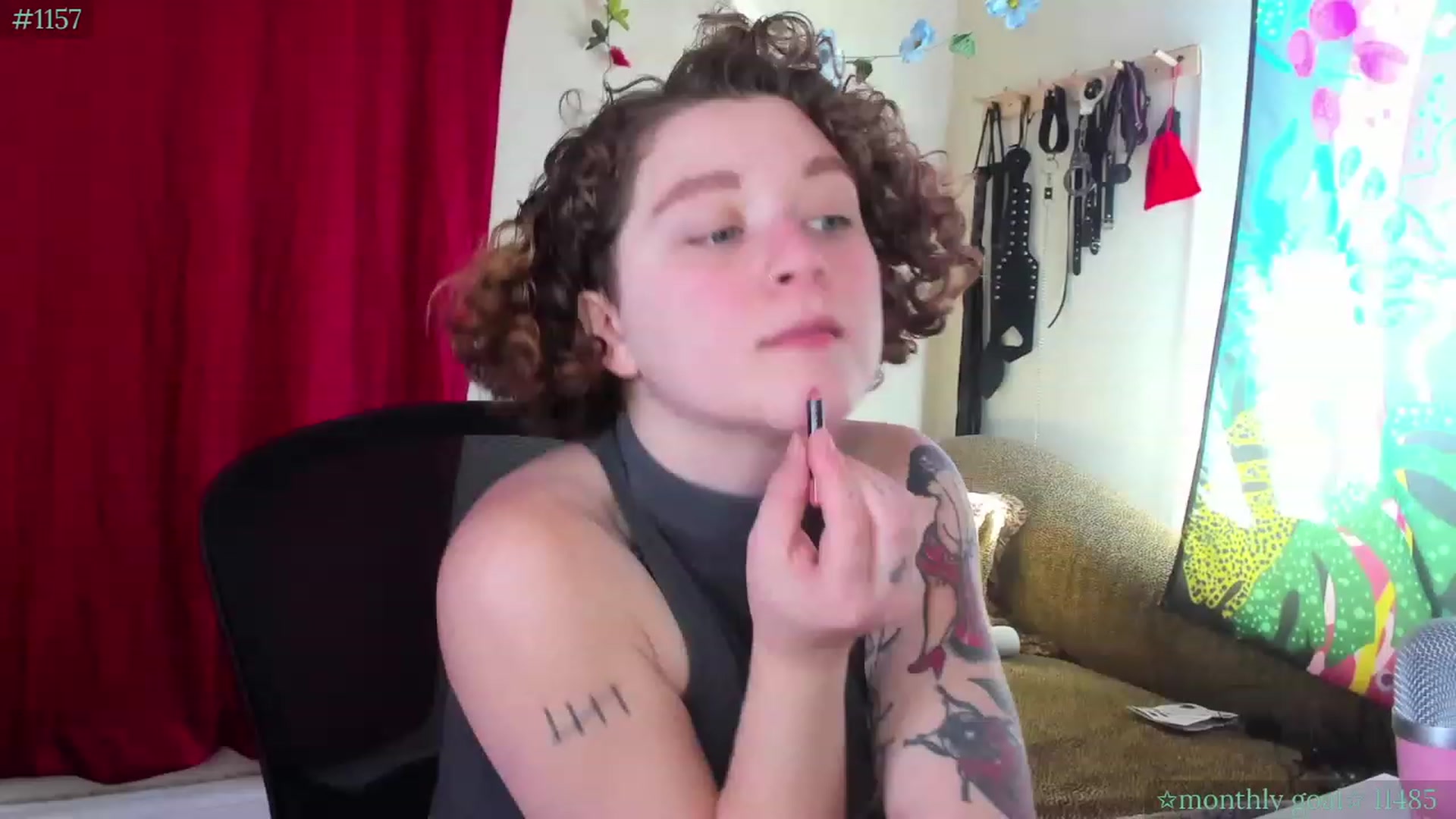 Gallery image thumbnail from PeachyQueen_'s myfreecams stream on, 09/22/2023, 18:01 image 3 of 20
